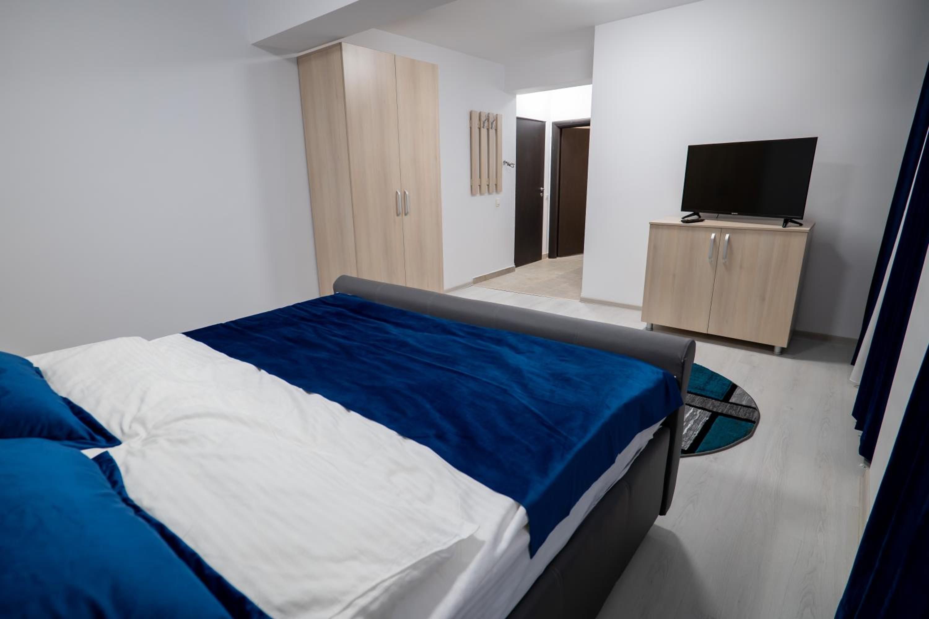 Deluxe Apartment - Photo 2