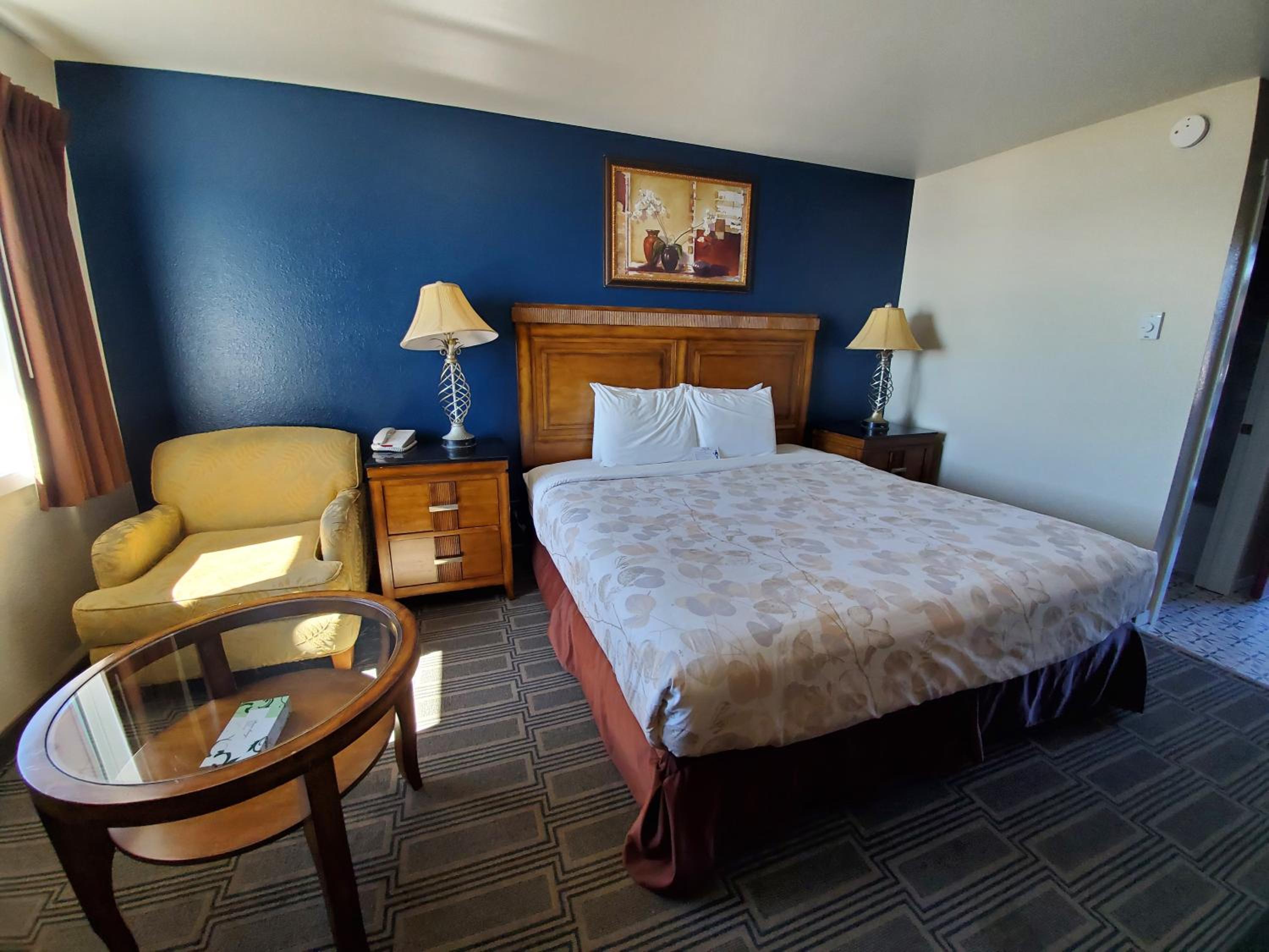 King Room with Water View photo 1