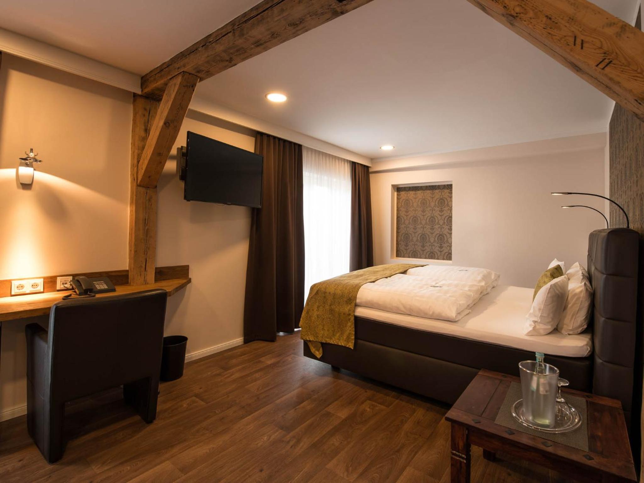 Deluxe Double Room - Photo 5