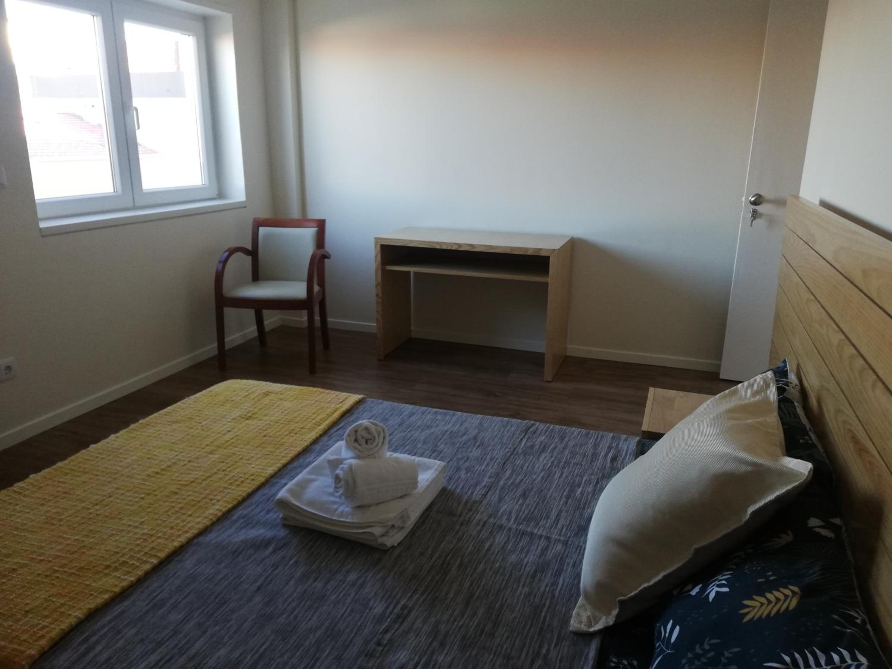 Apartment with Terrace - Photo 8