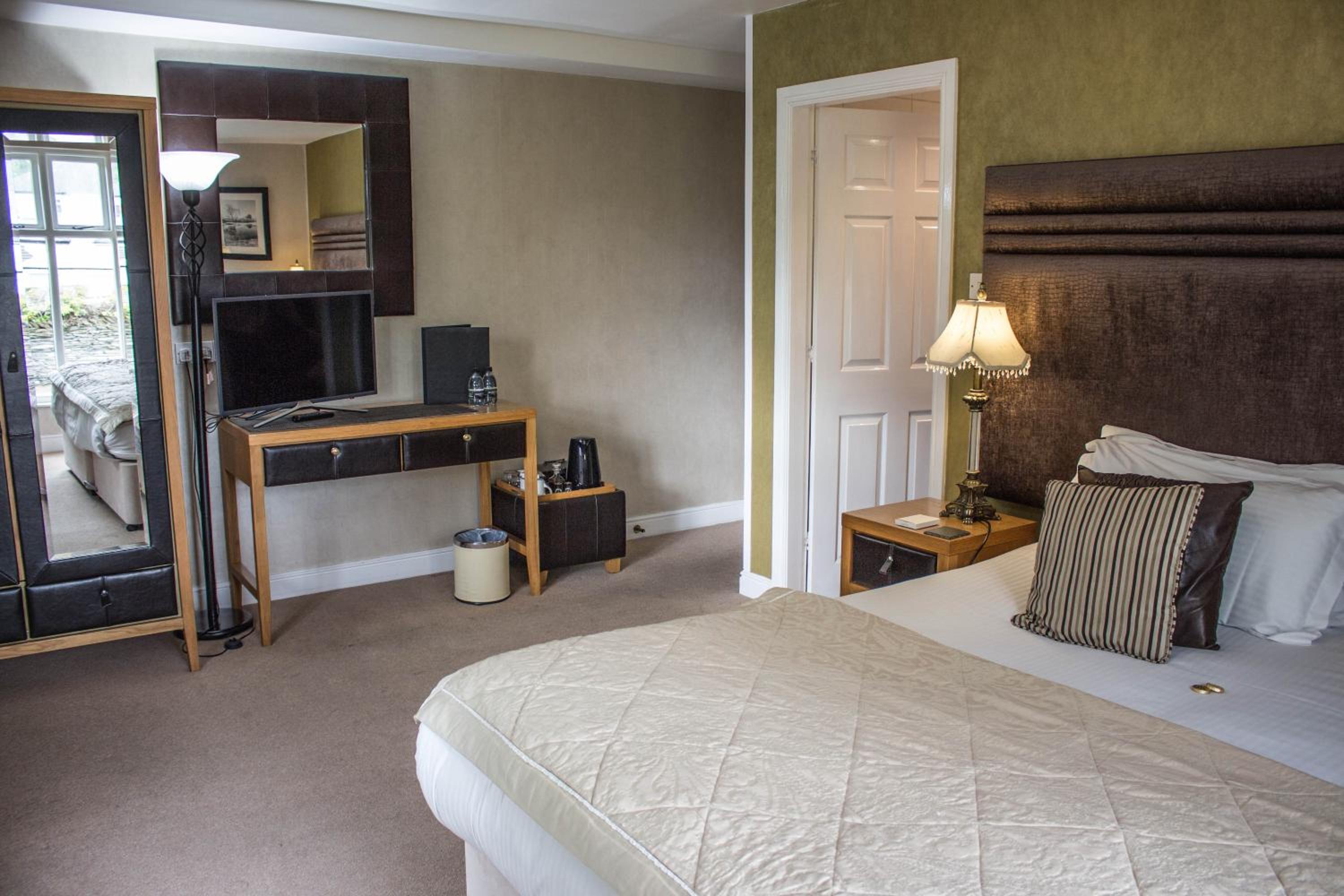 Luxury Room with Spa Bath - Photo 28