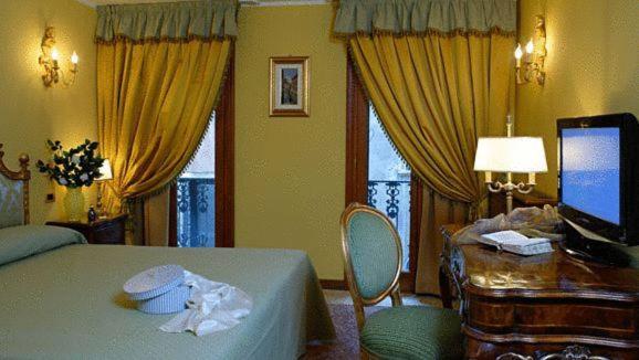 Deluxe Double Room photo 2