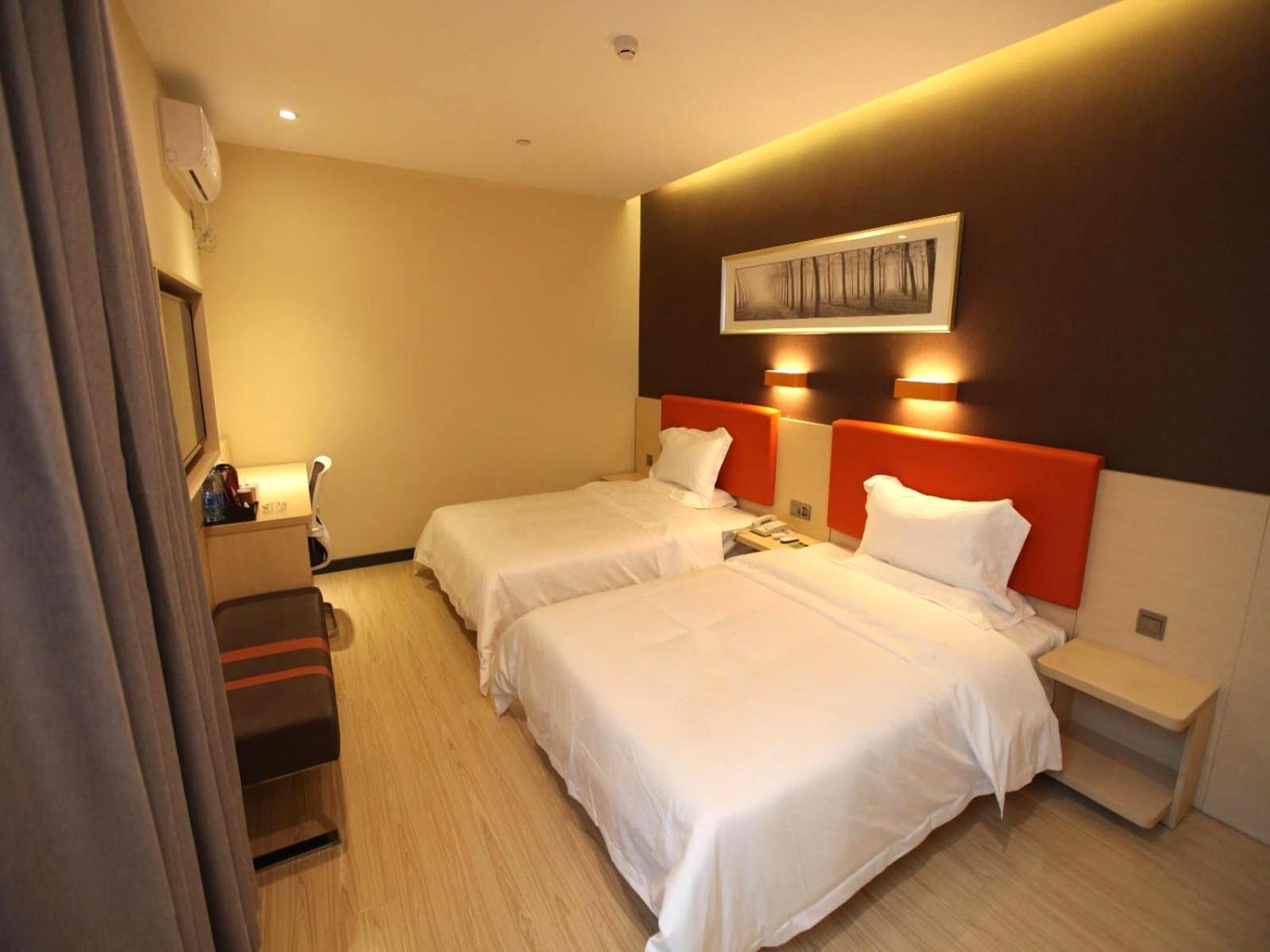 Twin Room - Photo 4