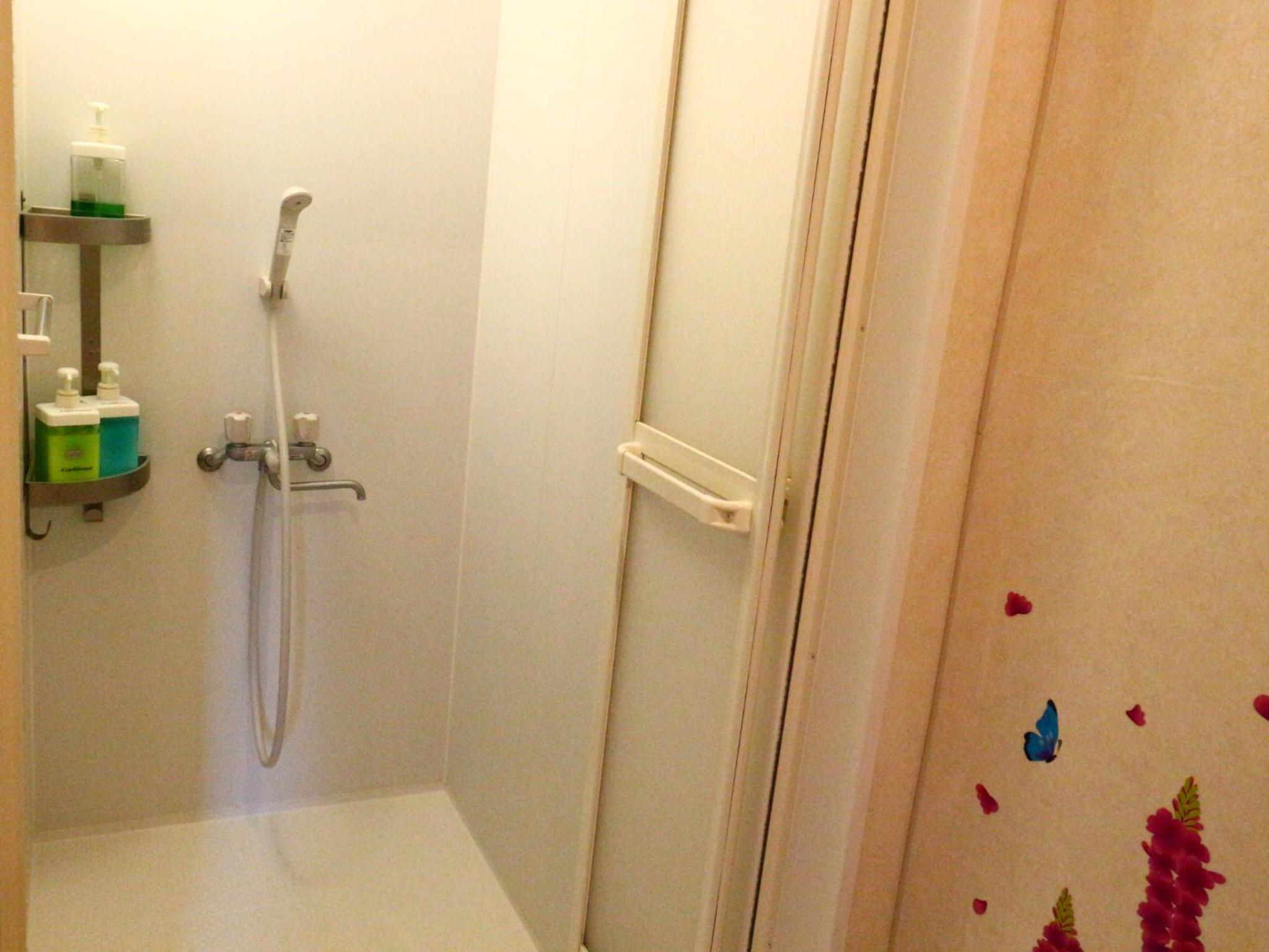 Family Room - Photo 38