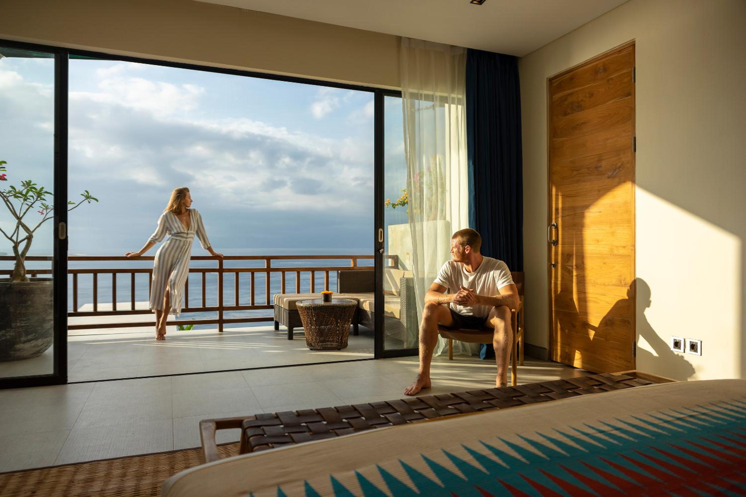 Grand Deluxe Ocean View with Daily Afternoon Tea - Photo 2