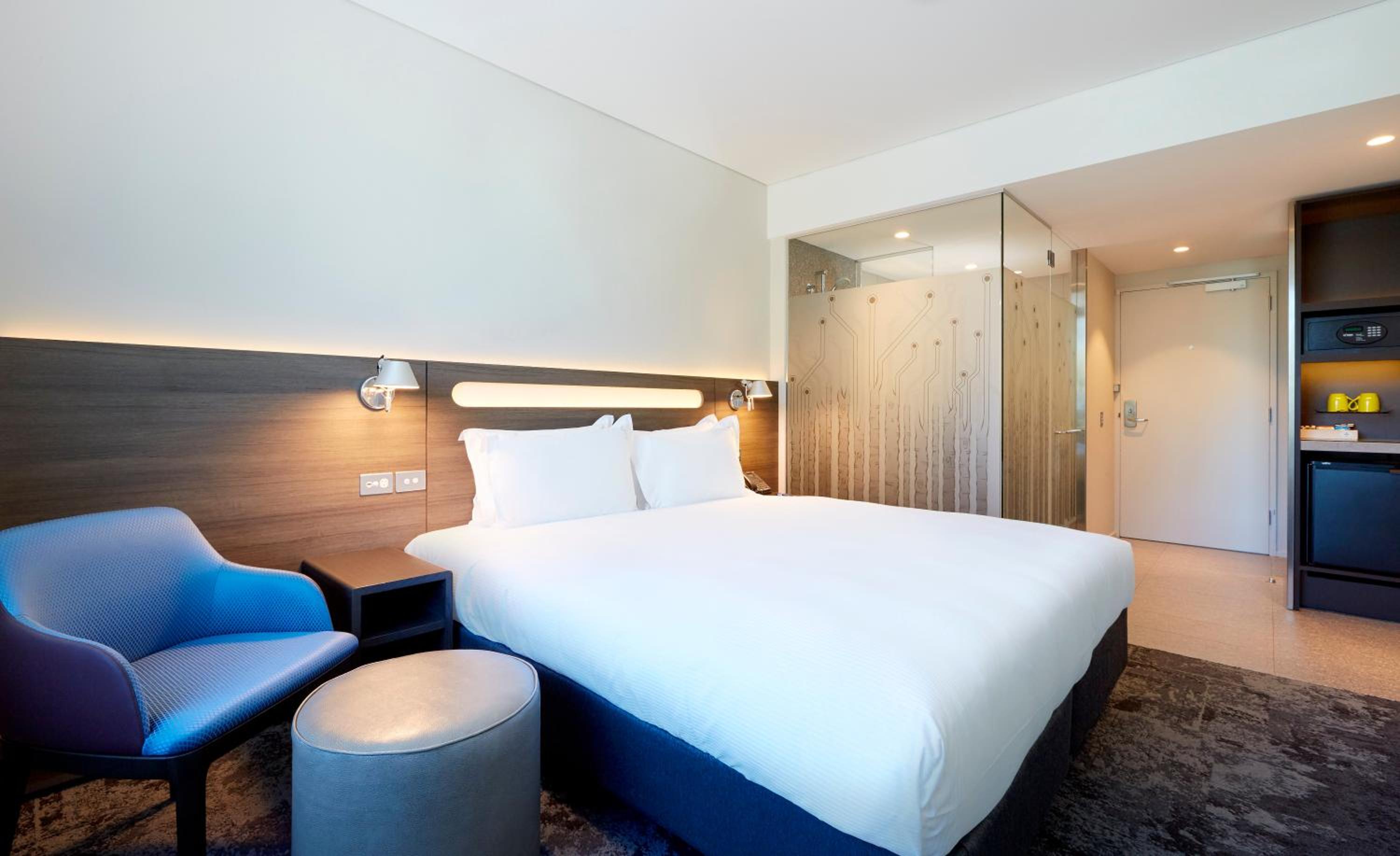 Standard King Room - Free Breakfast