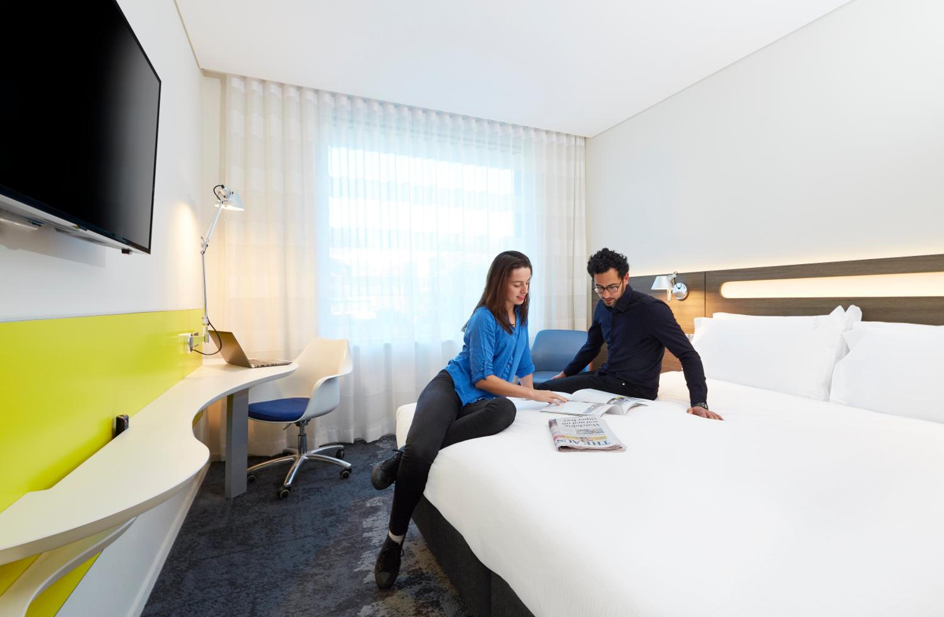 Standard King Room - Free Breakfast