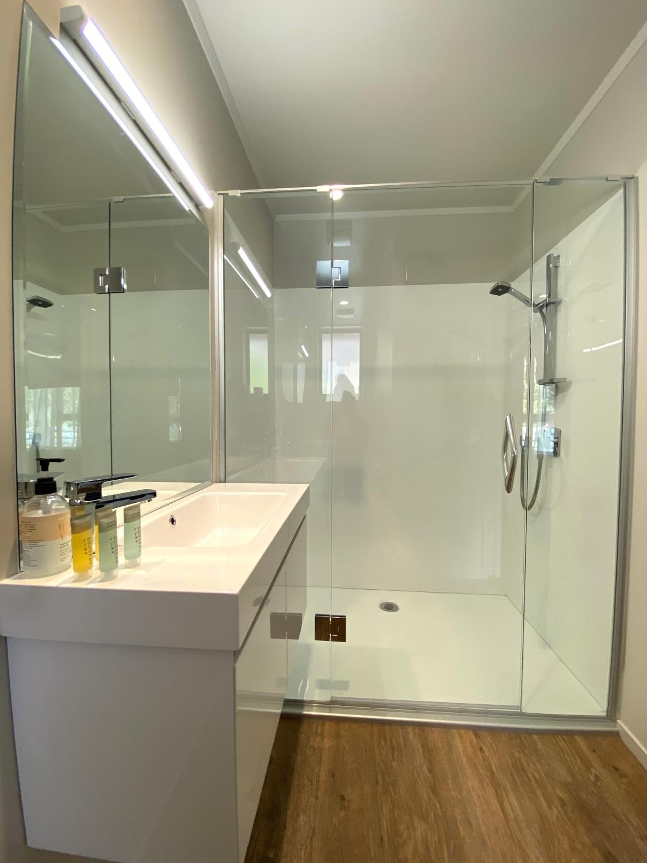 Three-Bedroom House - Photo 8