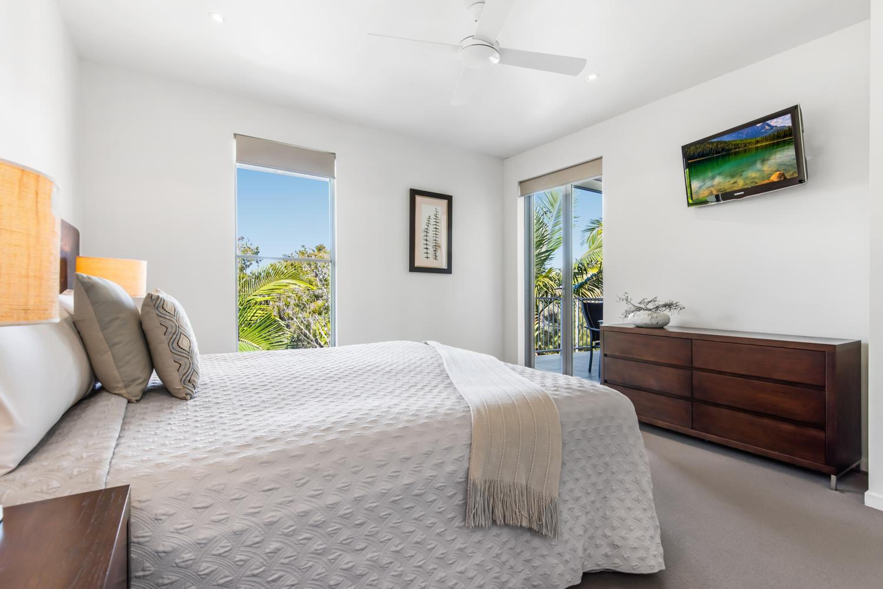 Two-Bedroom Apartment with Water View - Photo 33