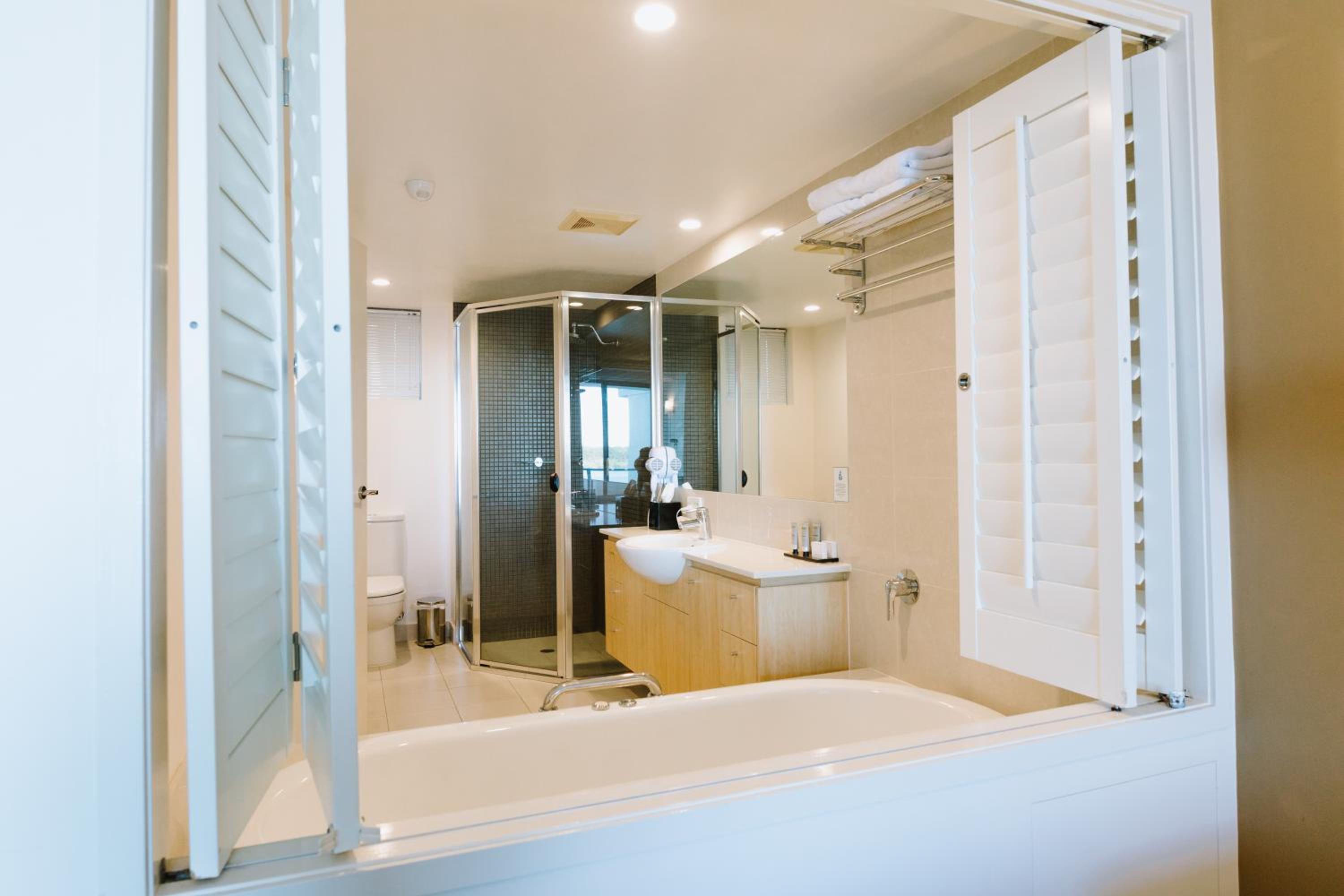 Hotel Spa Room - Photo 8