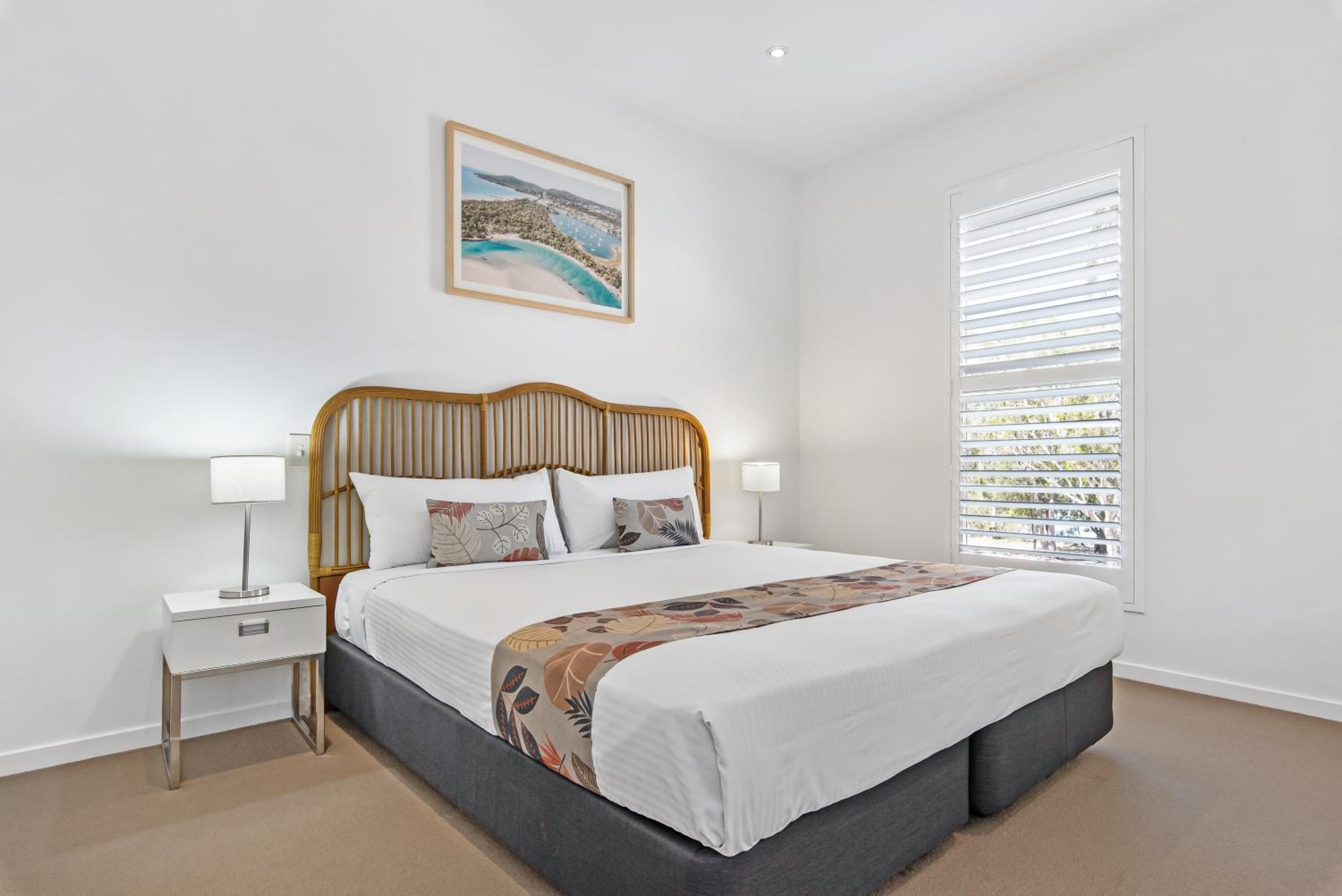 Two-Bedroom Apartment with Water View - Photo 11