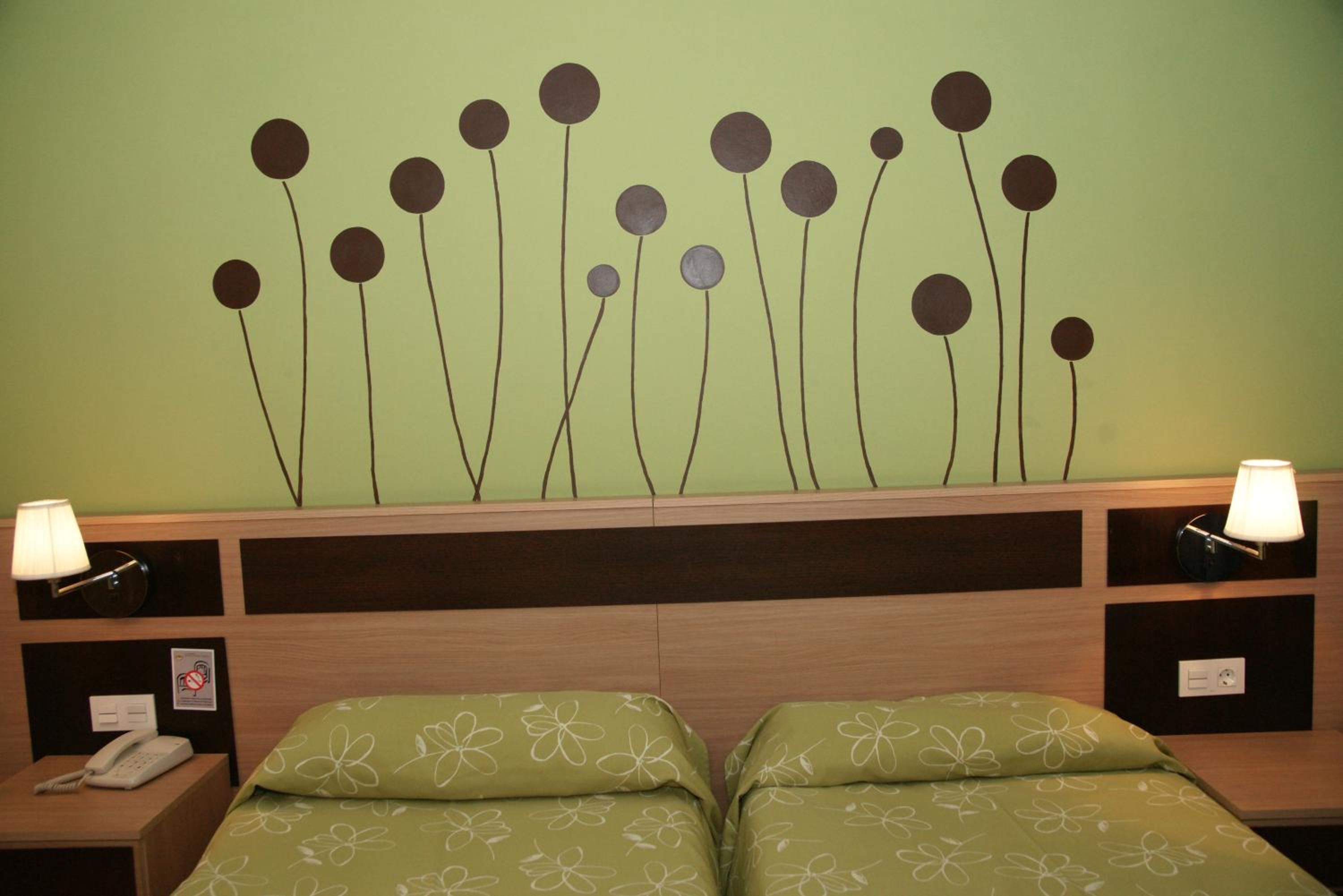 Twin Room with Garden View photo 2