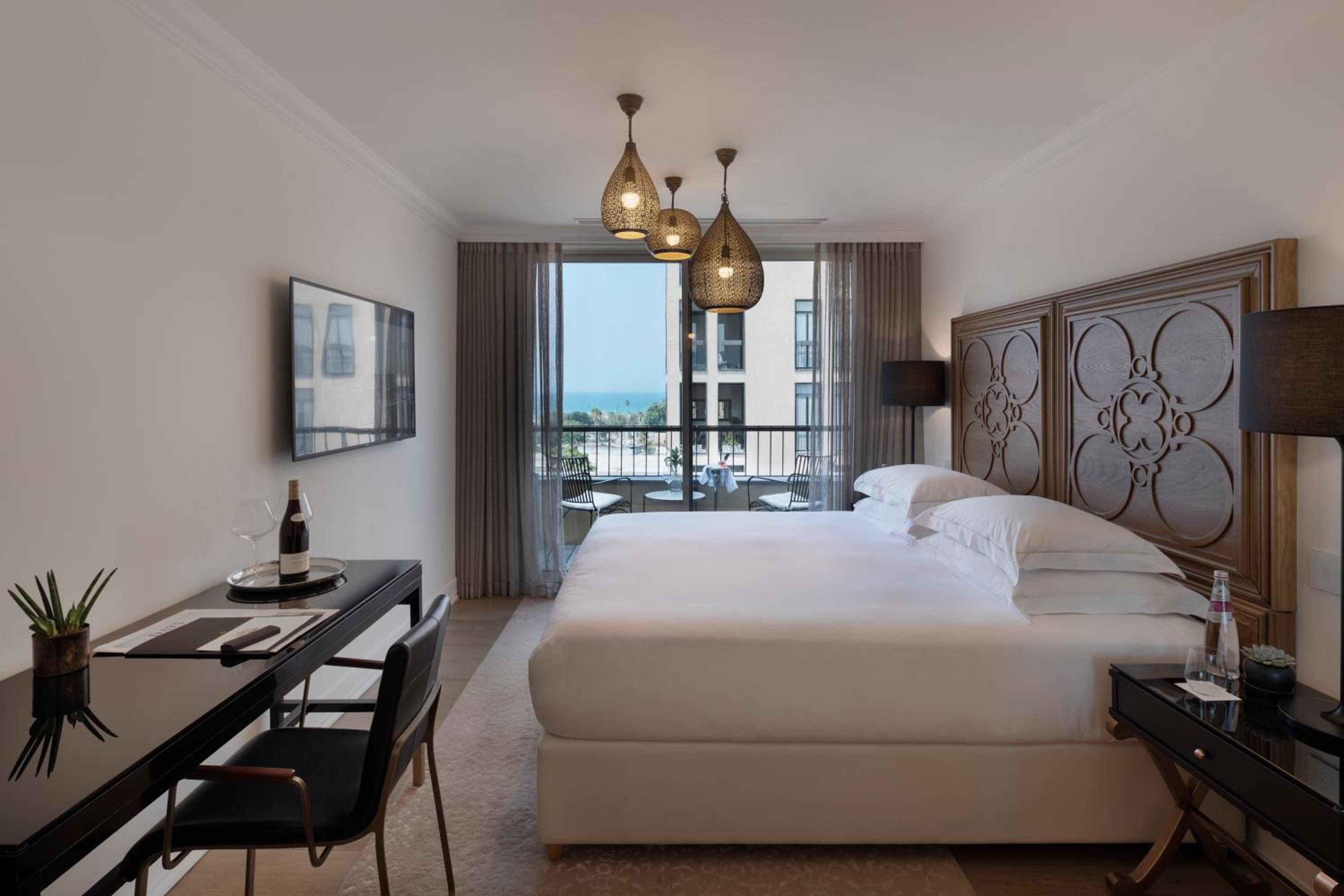 Premium Room with Balcony and Sea View