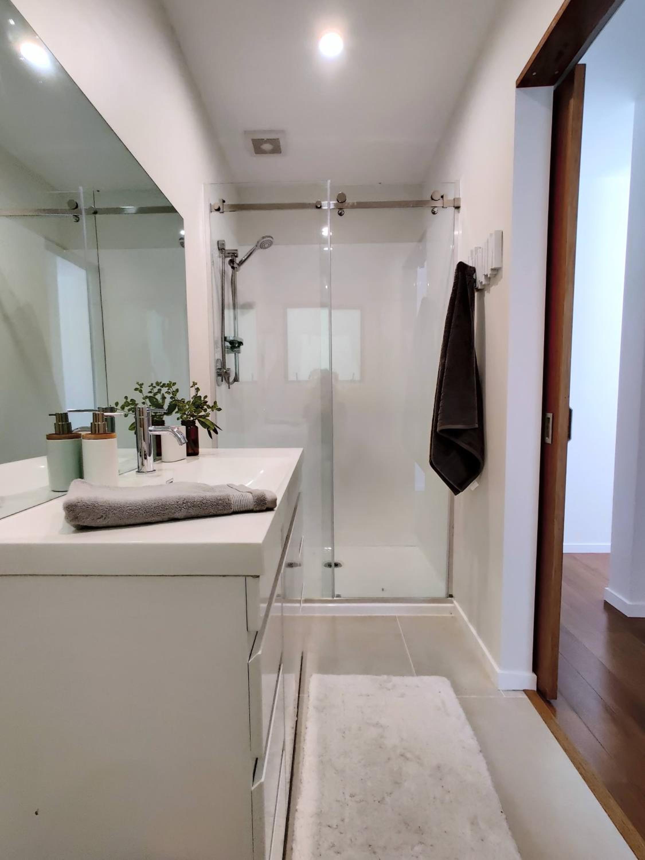 Two-Bedroom House photo 2