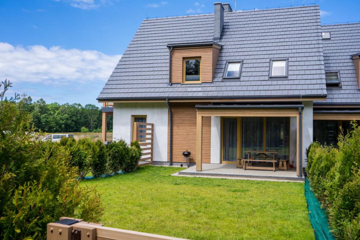 Three-Bedroom House photo 1