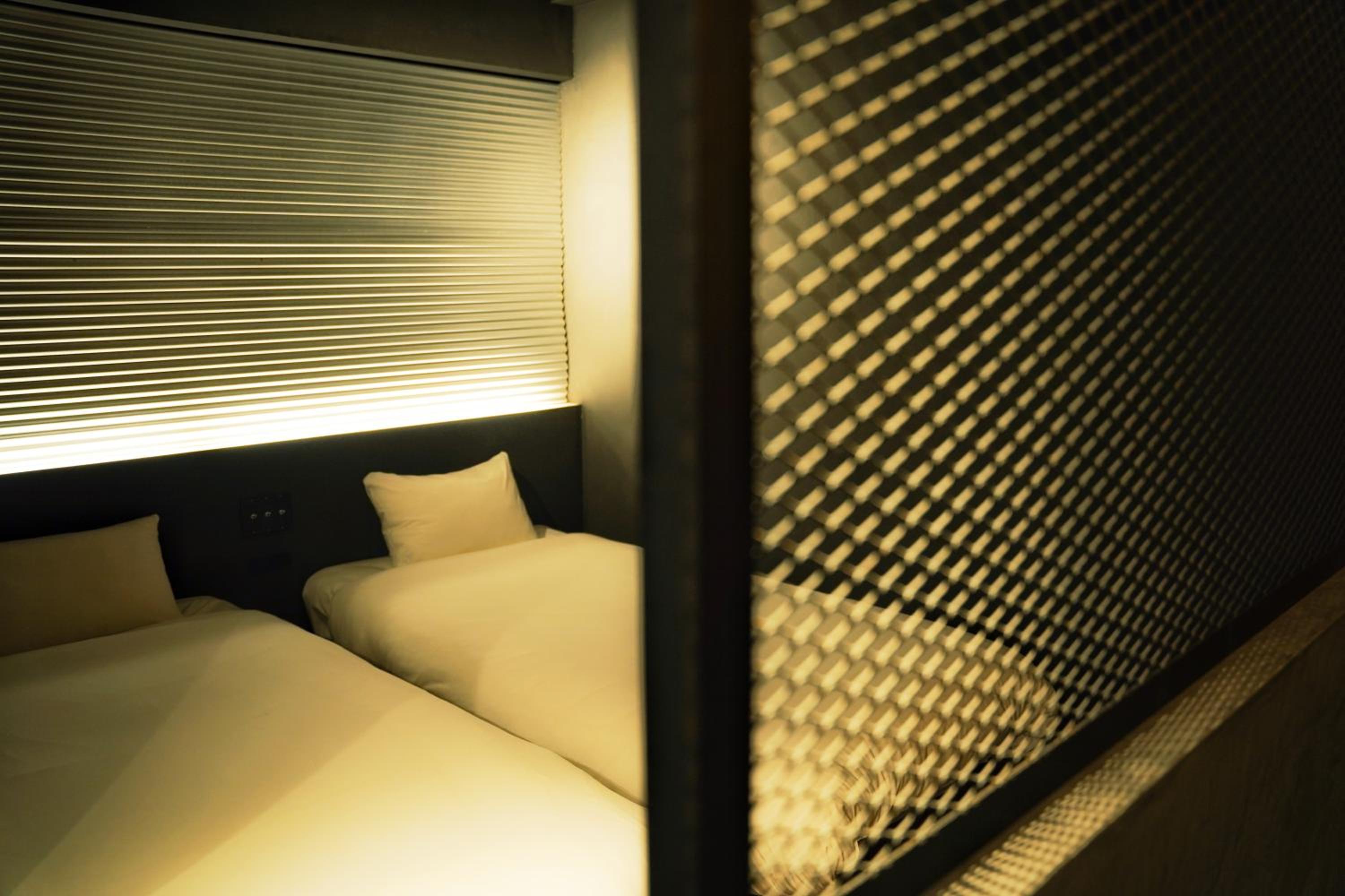 Standard Twin Room with Shared Bathroom