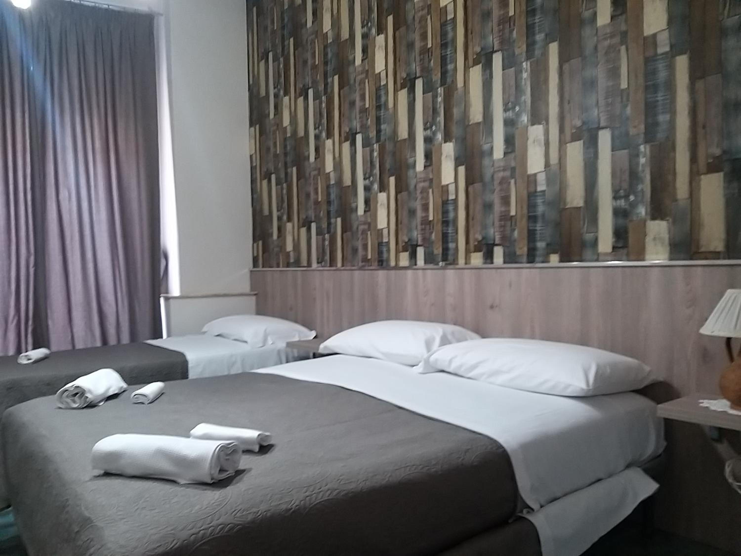 Quadruple Room With Private Bathroom