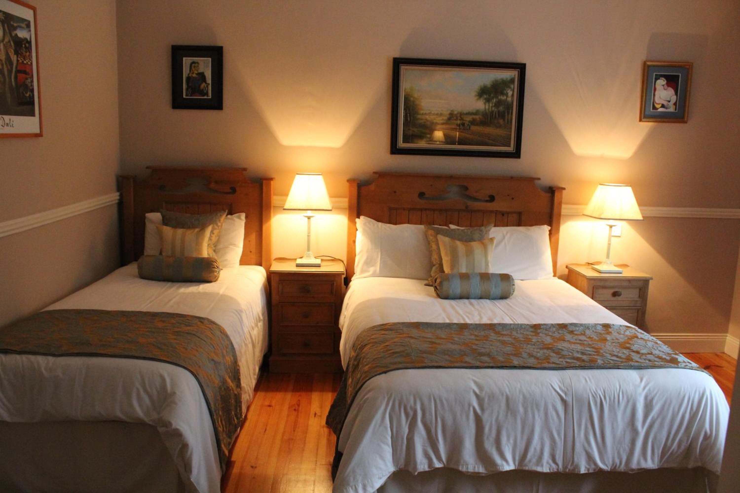 Double or Twin Room photo 3