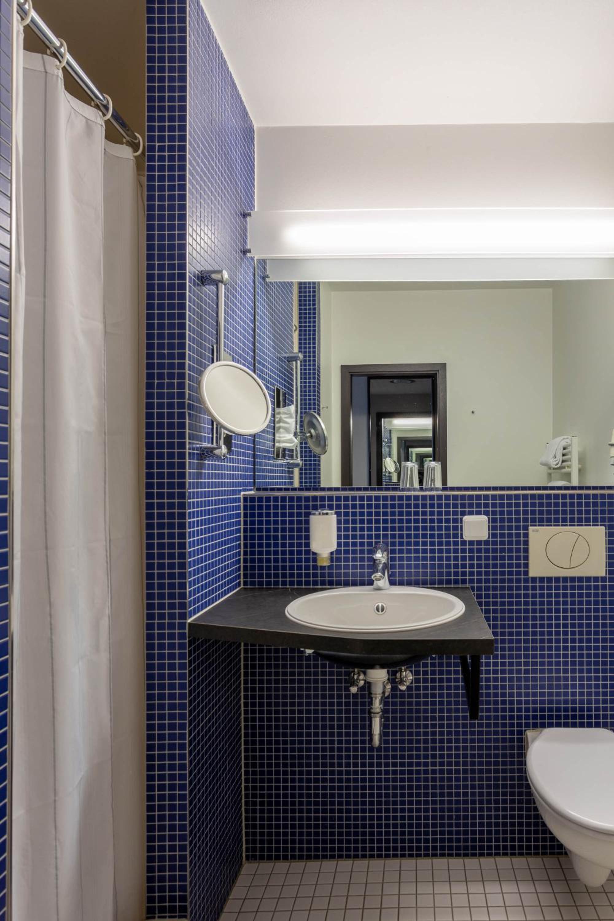 Standard  Room - Photo 8
