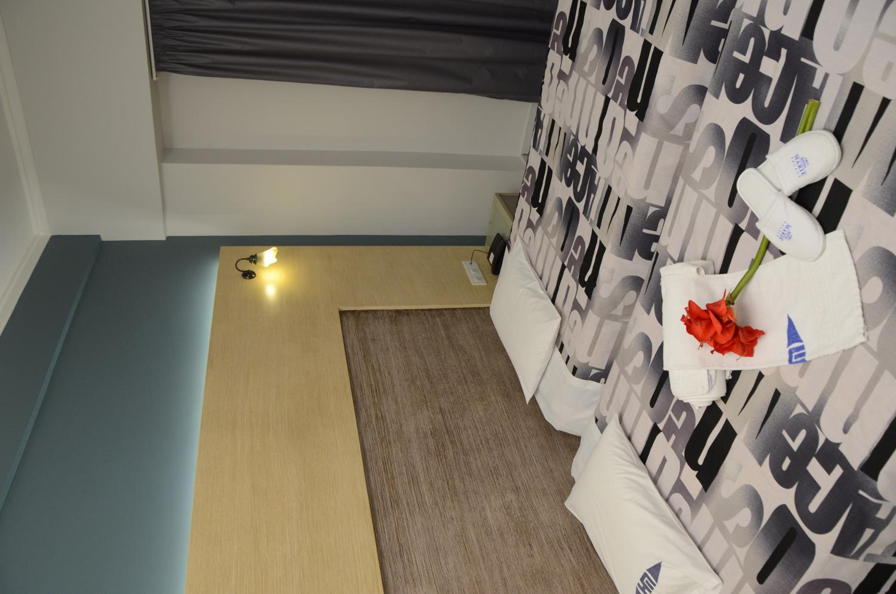 Quadruple Room - Photo 3