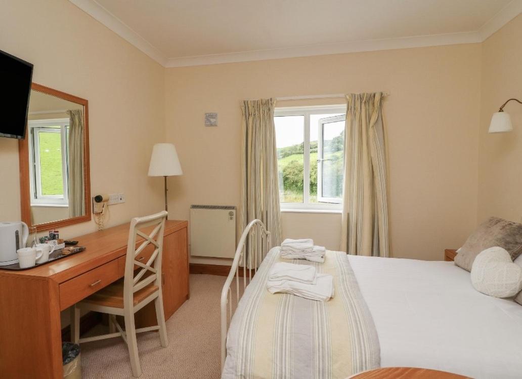 Double Room - Photo 3