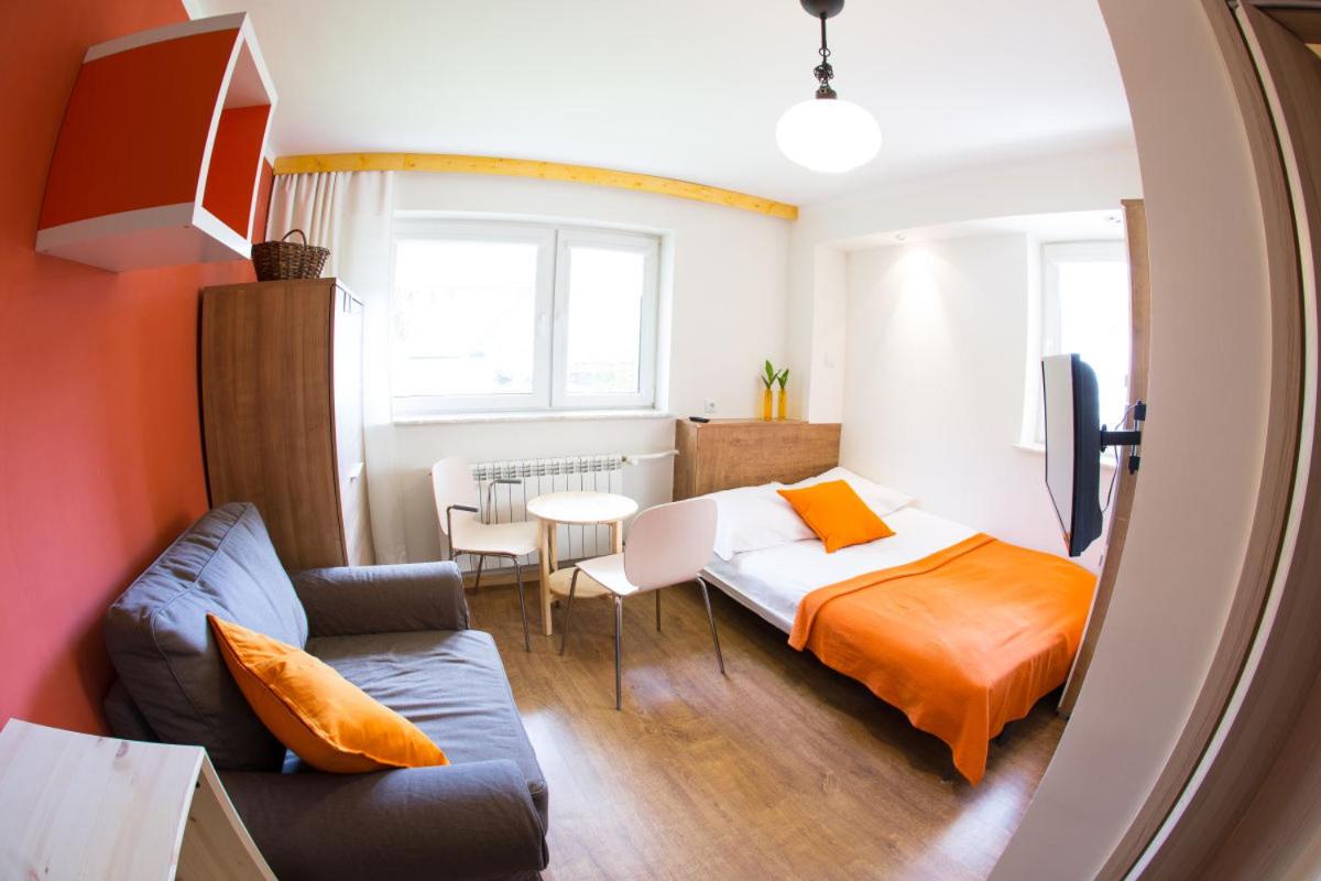 Double Room with Extra Bed photo 1