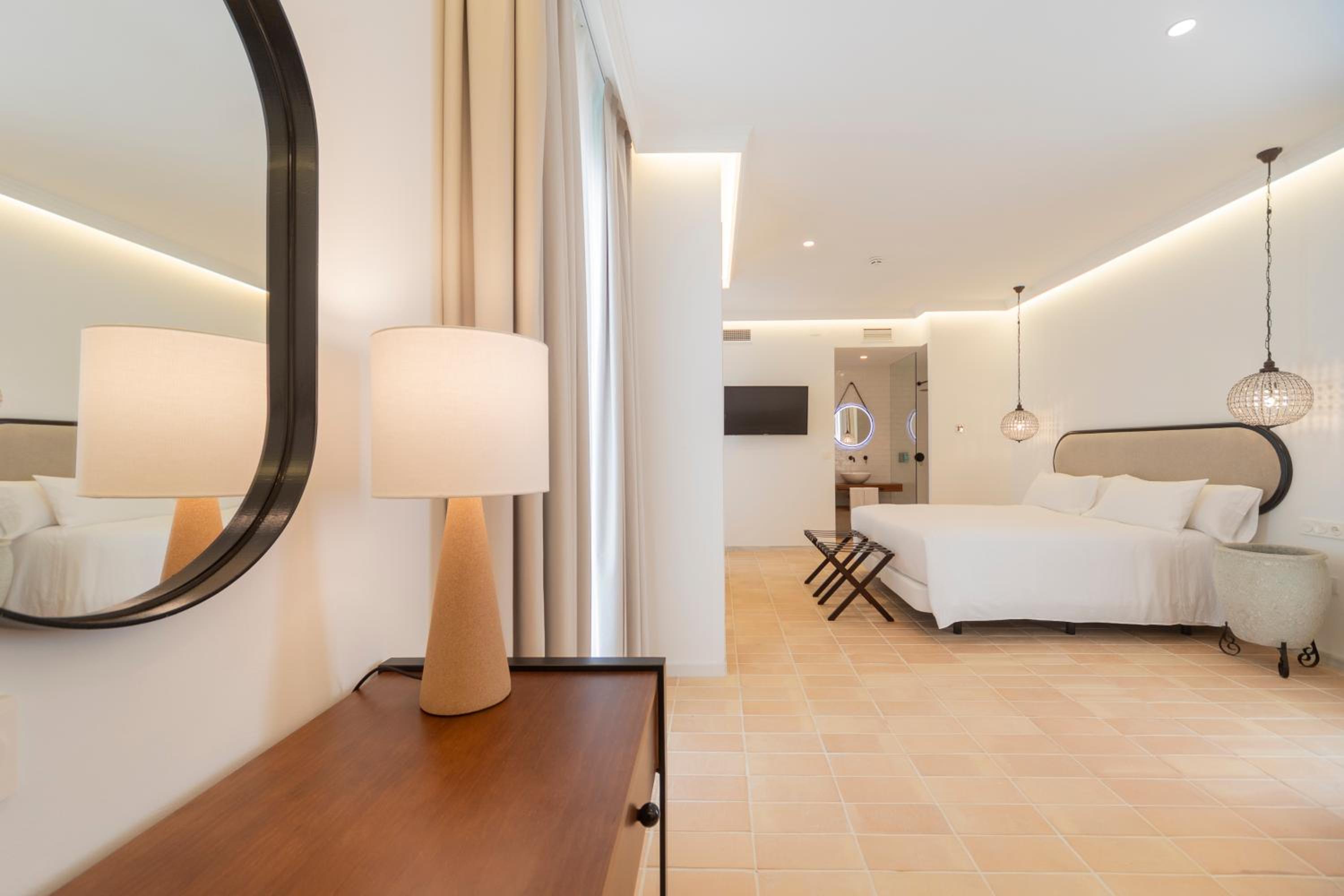 Junior Suite - Photo 10