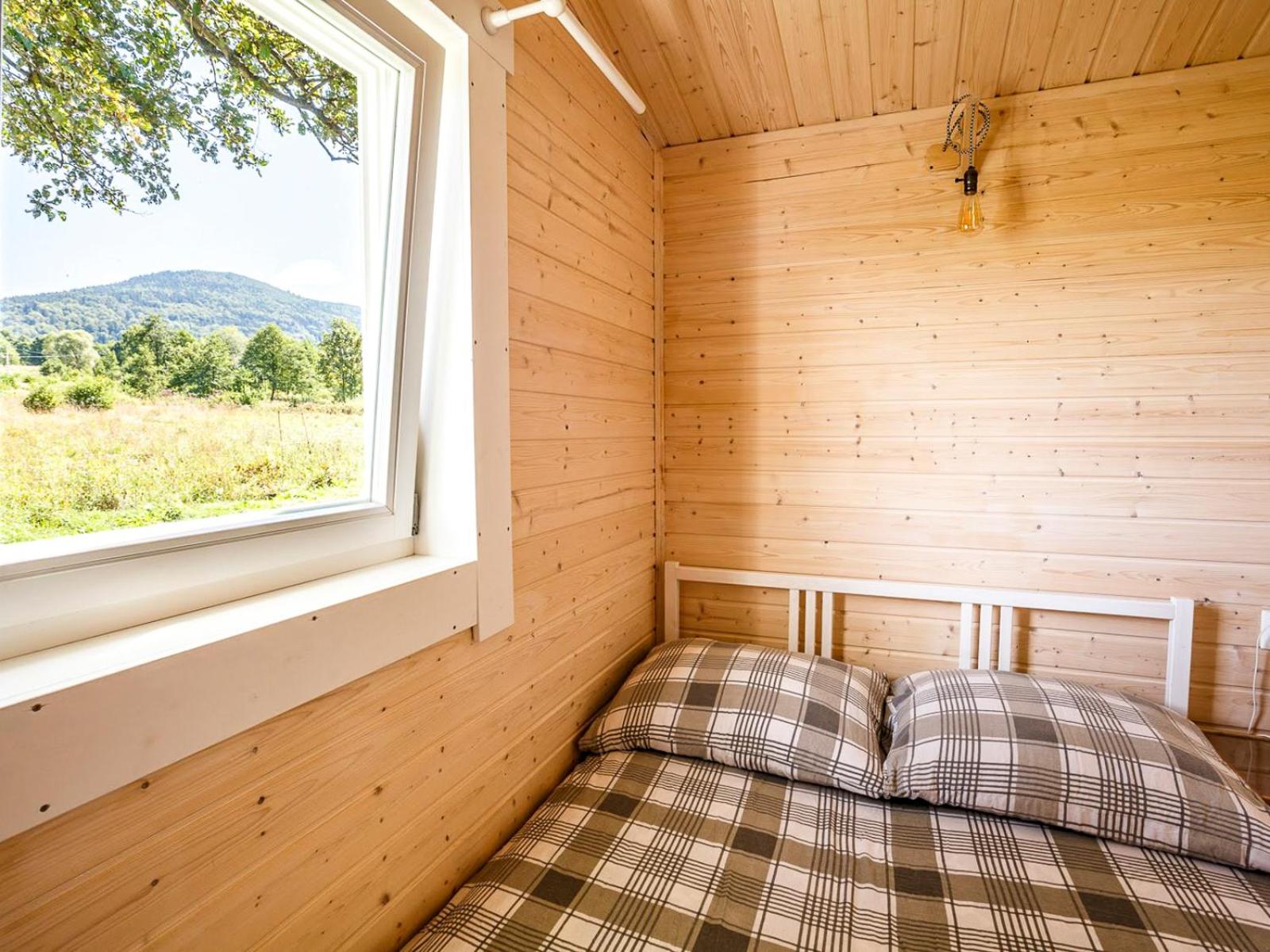 Two-Bedroom Chalet with Terrace and Lake View photo 3