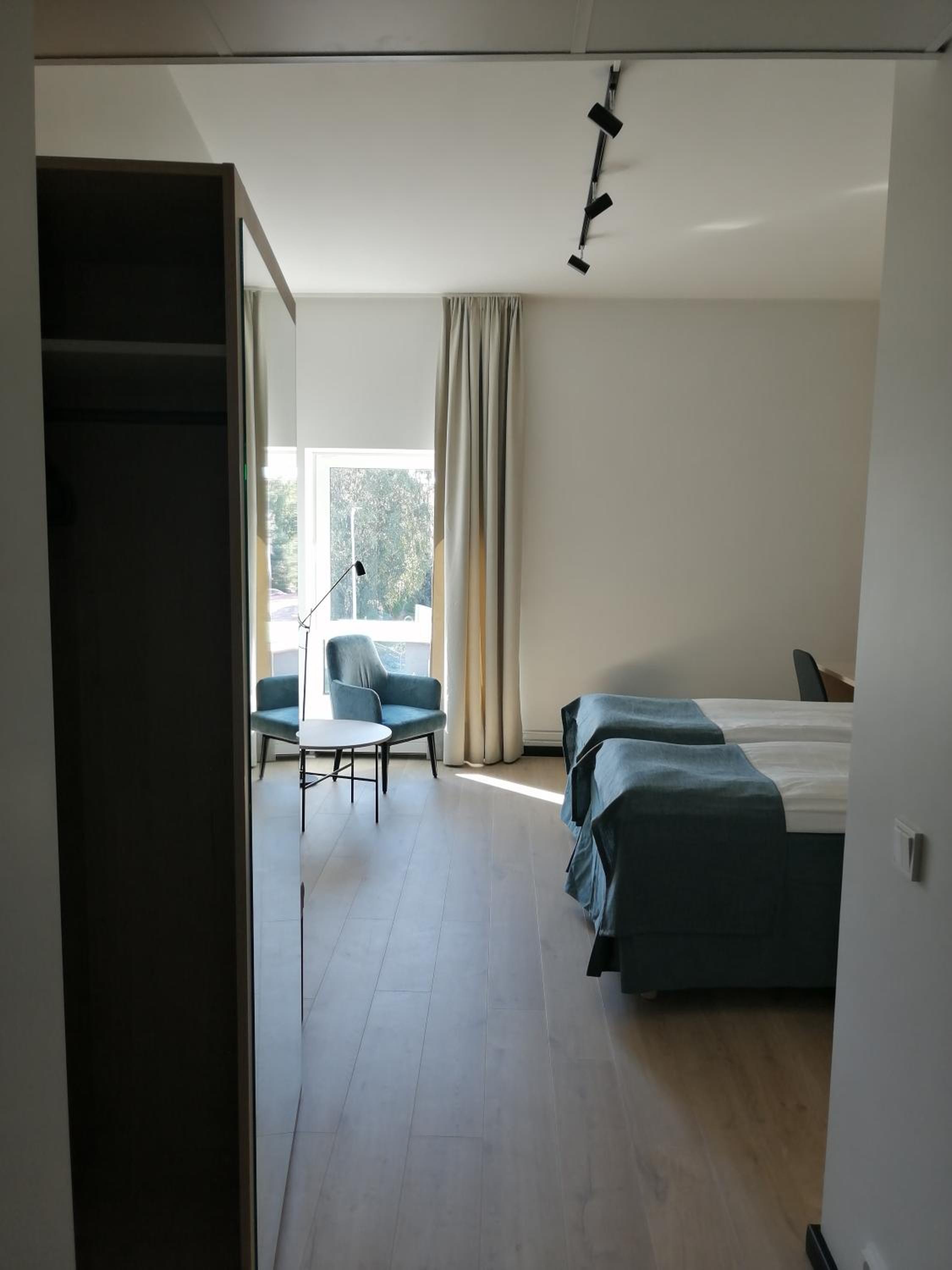 Comfort Twin Room - Photo 9