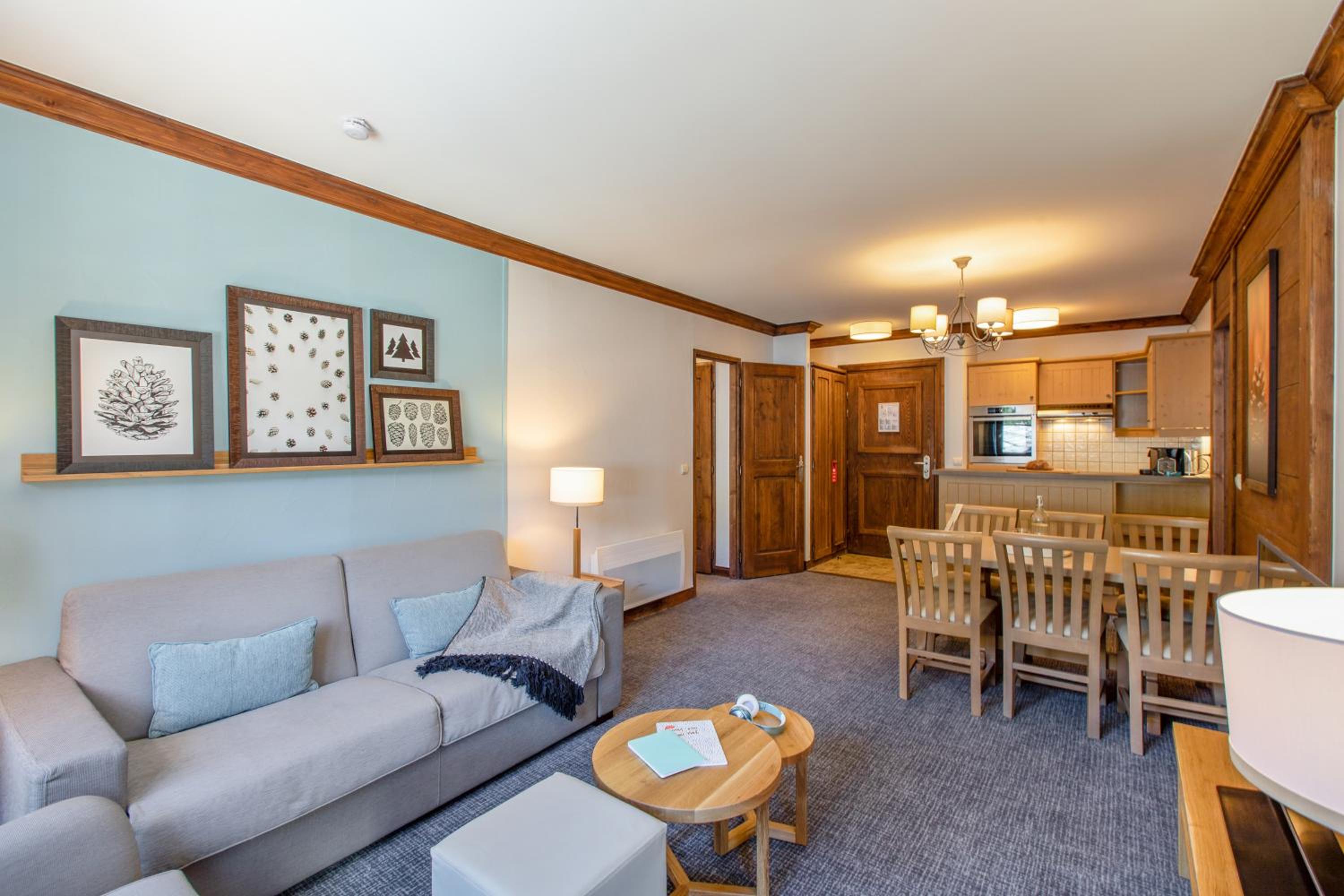 Two-Bedroom Apartment - access to the outdoor pool (6 People)