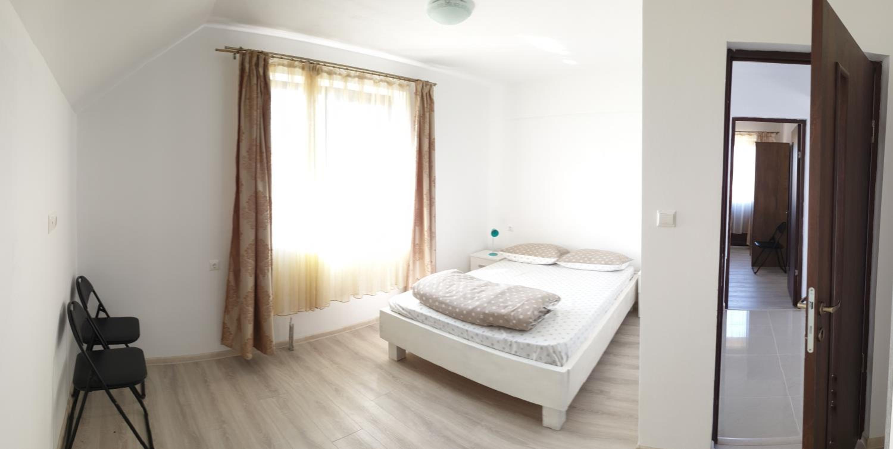Standard Double Room with Shared Bathroom photo 1