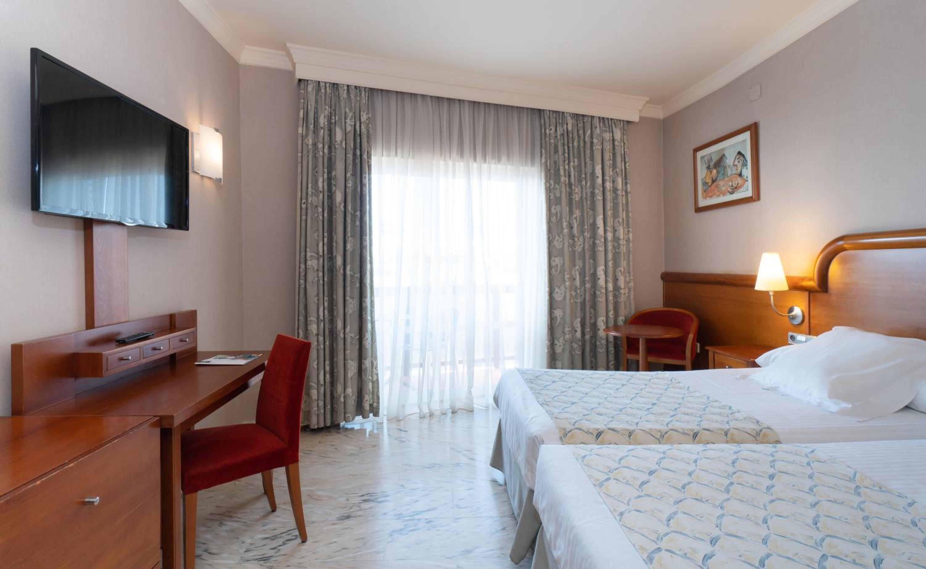 Classic Twin Room - Photo 5