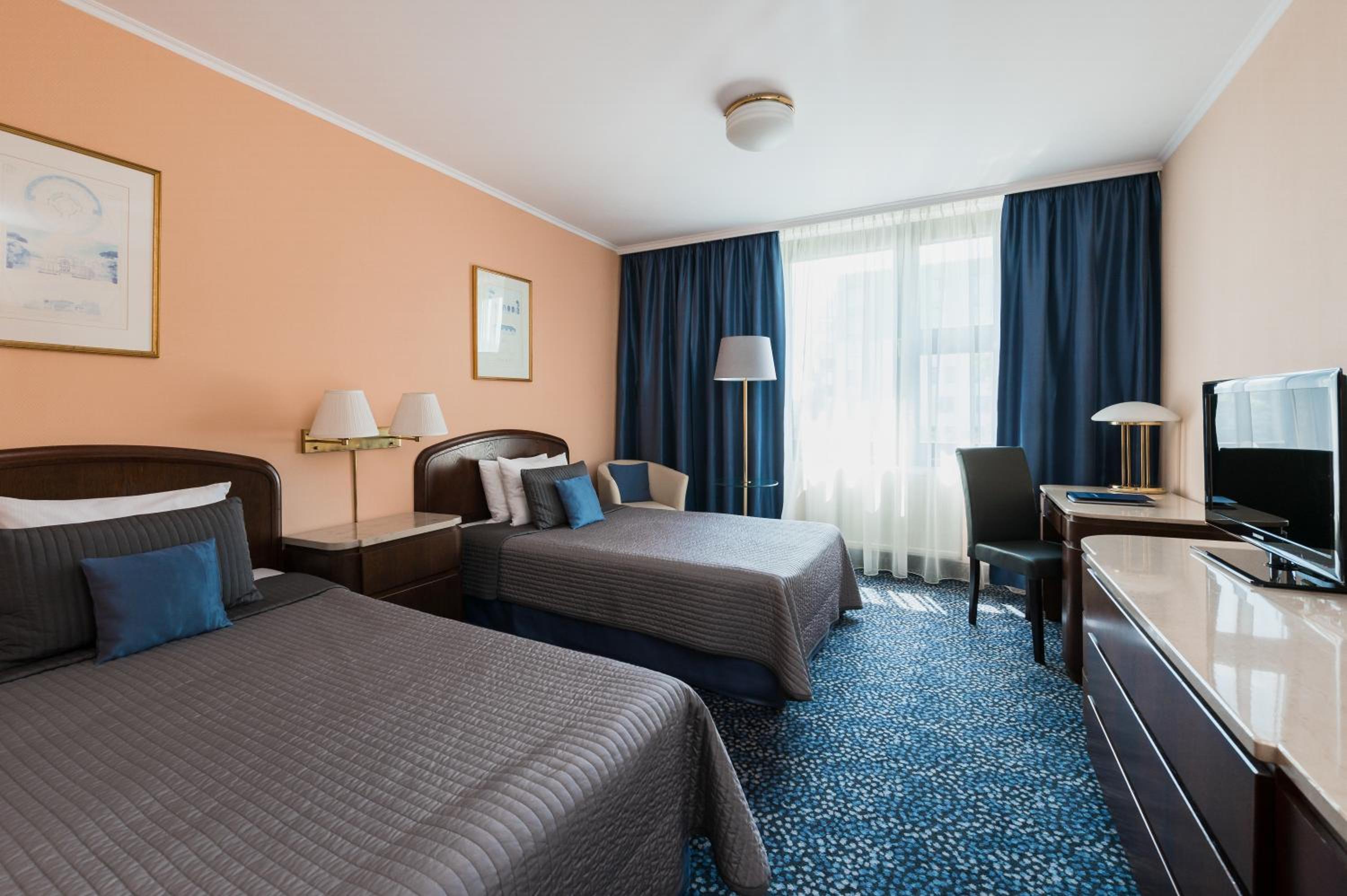 Standard Twin Room photo 2