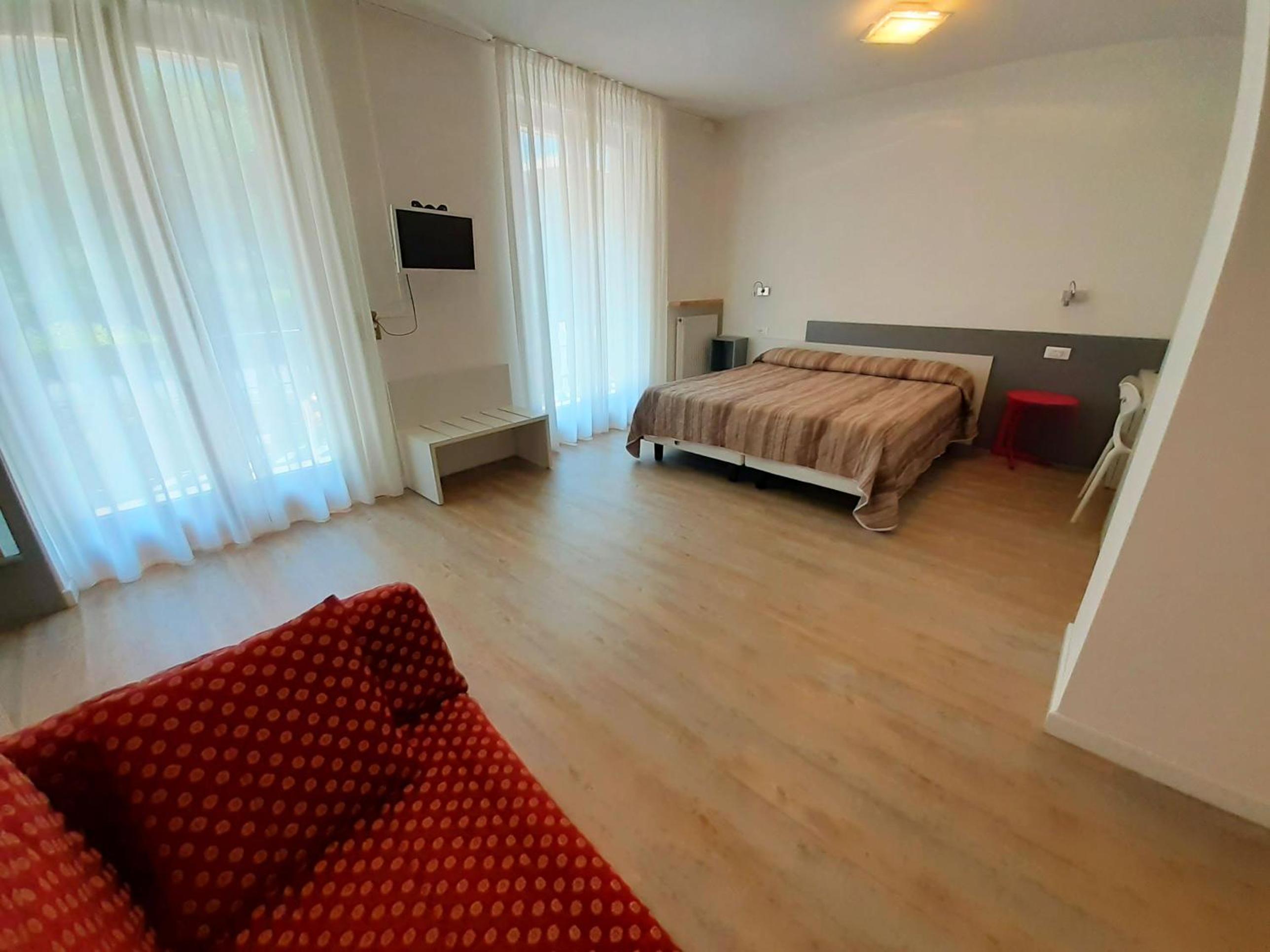 Double or Twin Room with Mountain View photo 1