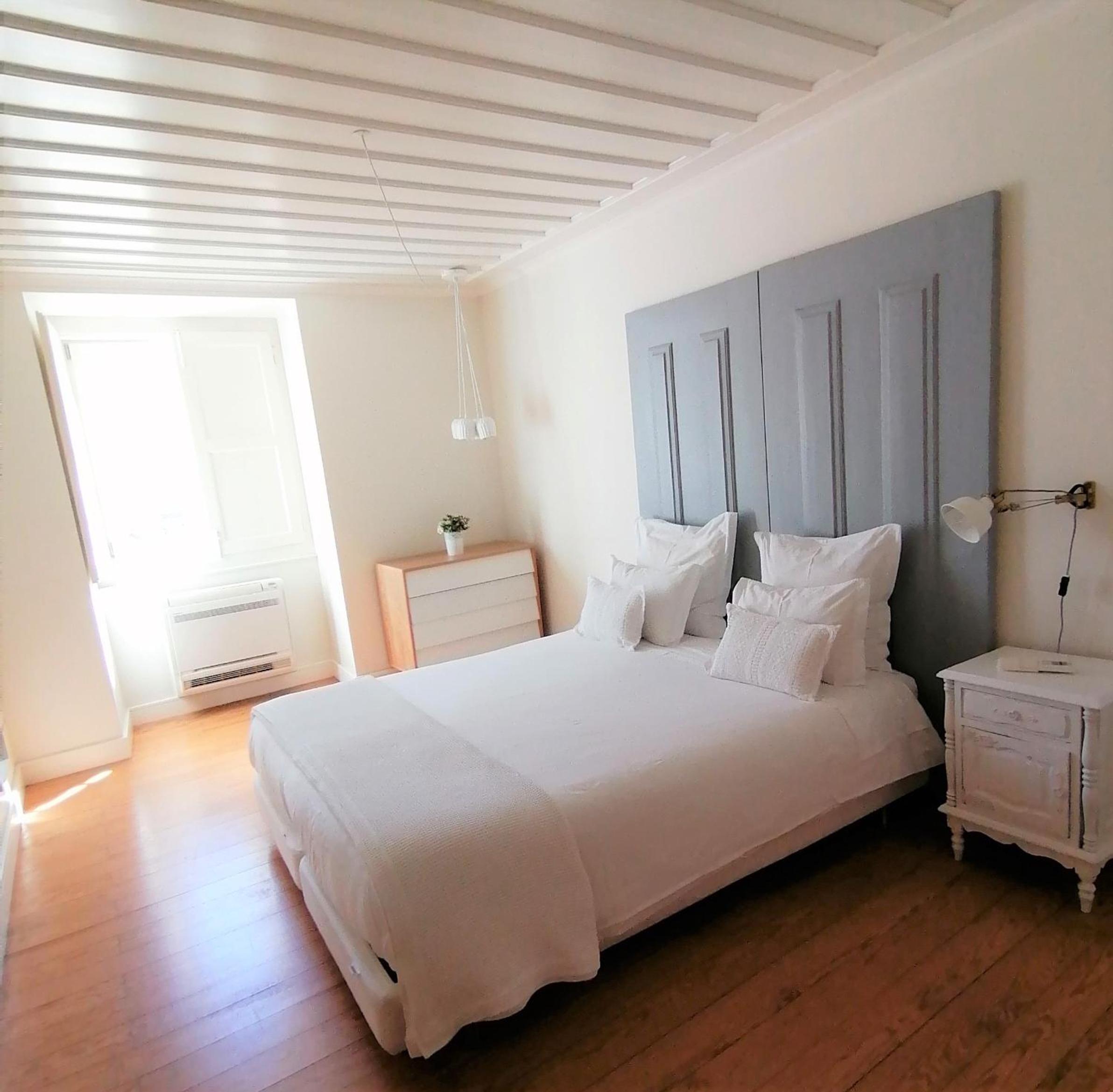 Two-Bedroom Deluxe Apartment photo 3
