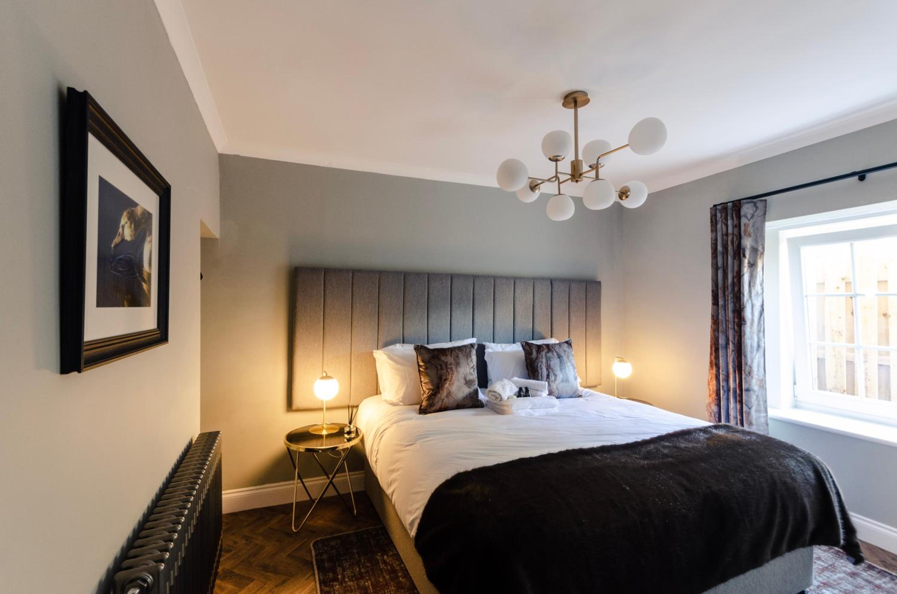 Ground Floor King or Twin Suite photo 3