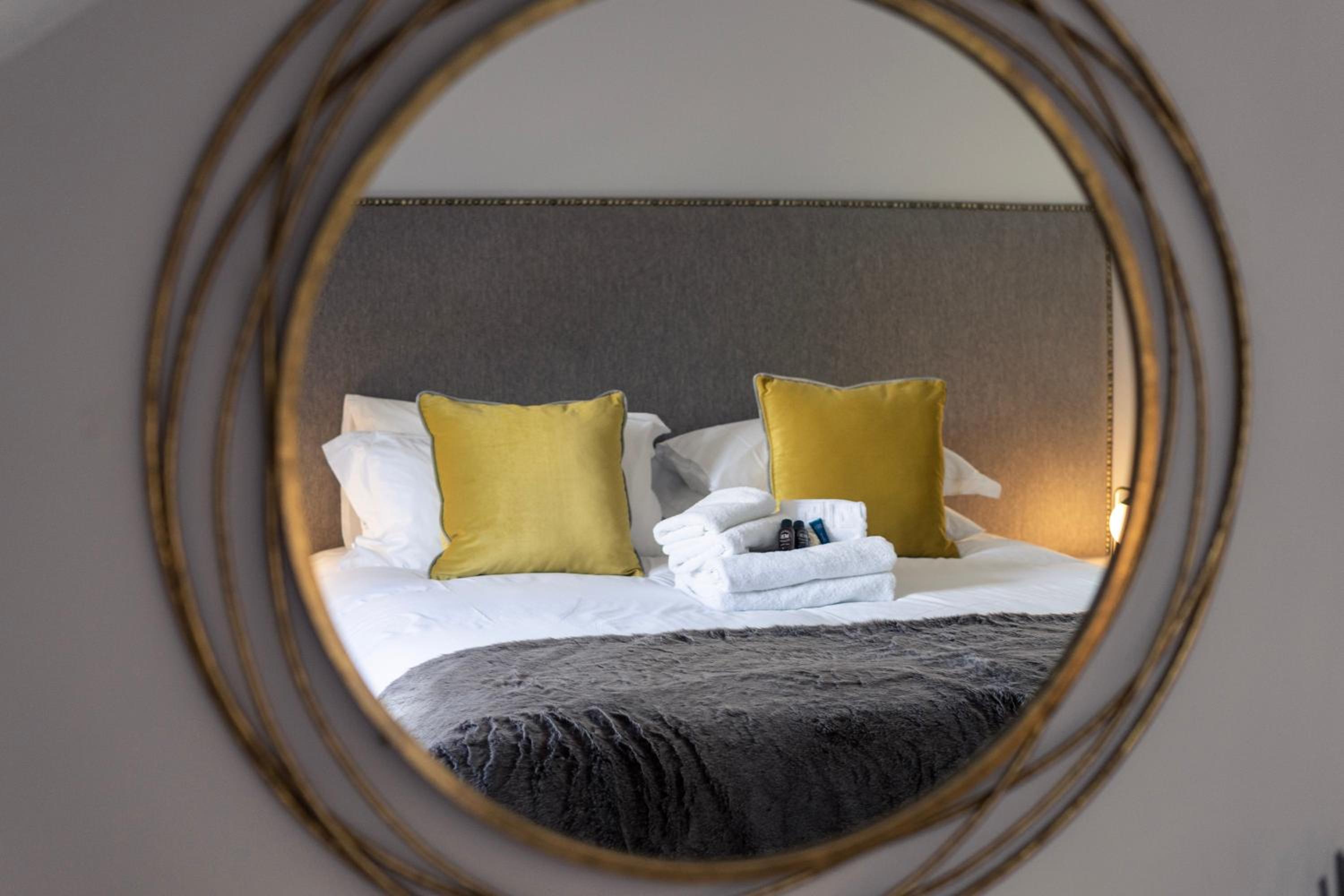Ground Floor King or Twin Suite photo 1