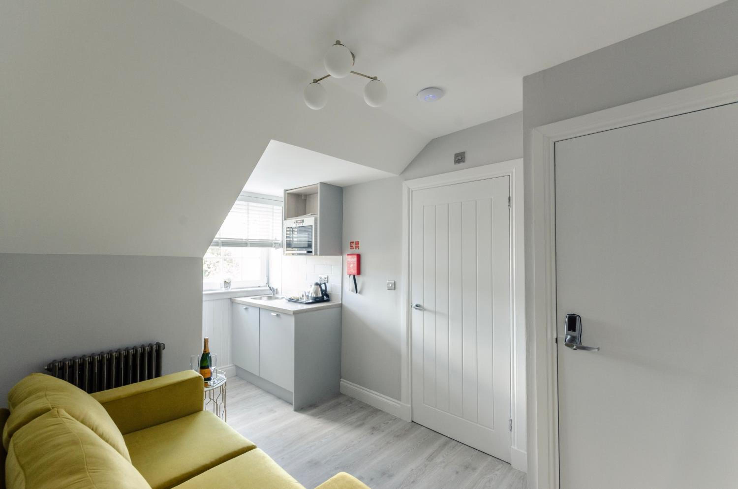 Luxury Suite photo 2