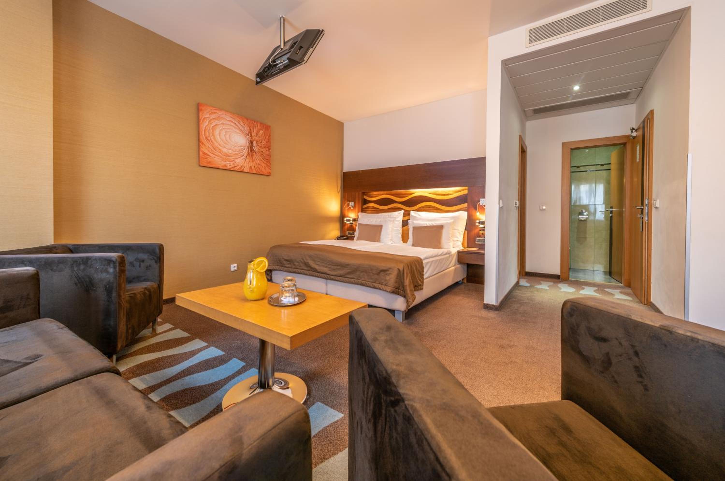 Deluxe Double Room with Jacuzzi  photo 3