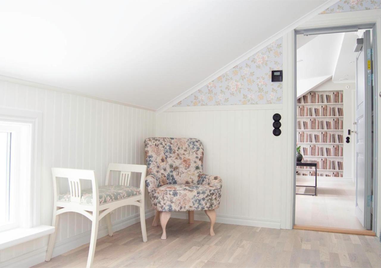 Small Double Room - Photo 1