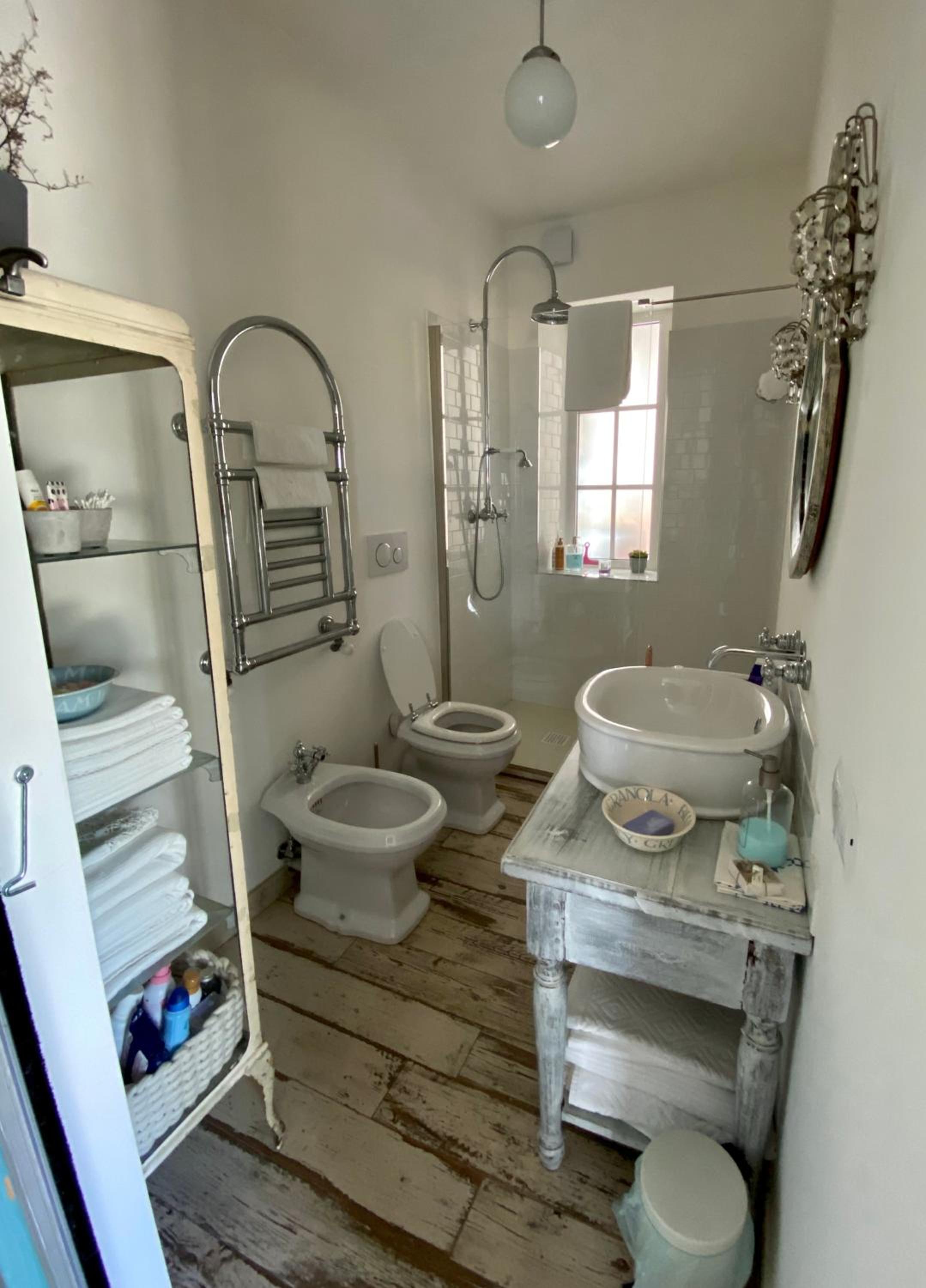 One-Bedroom Apartment - Photo 19