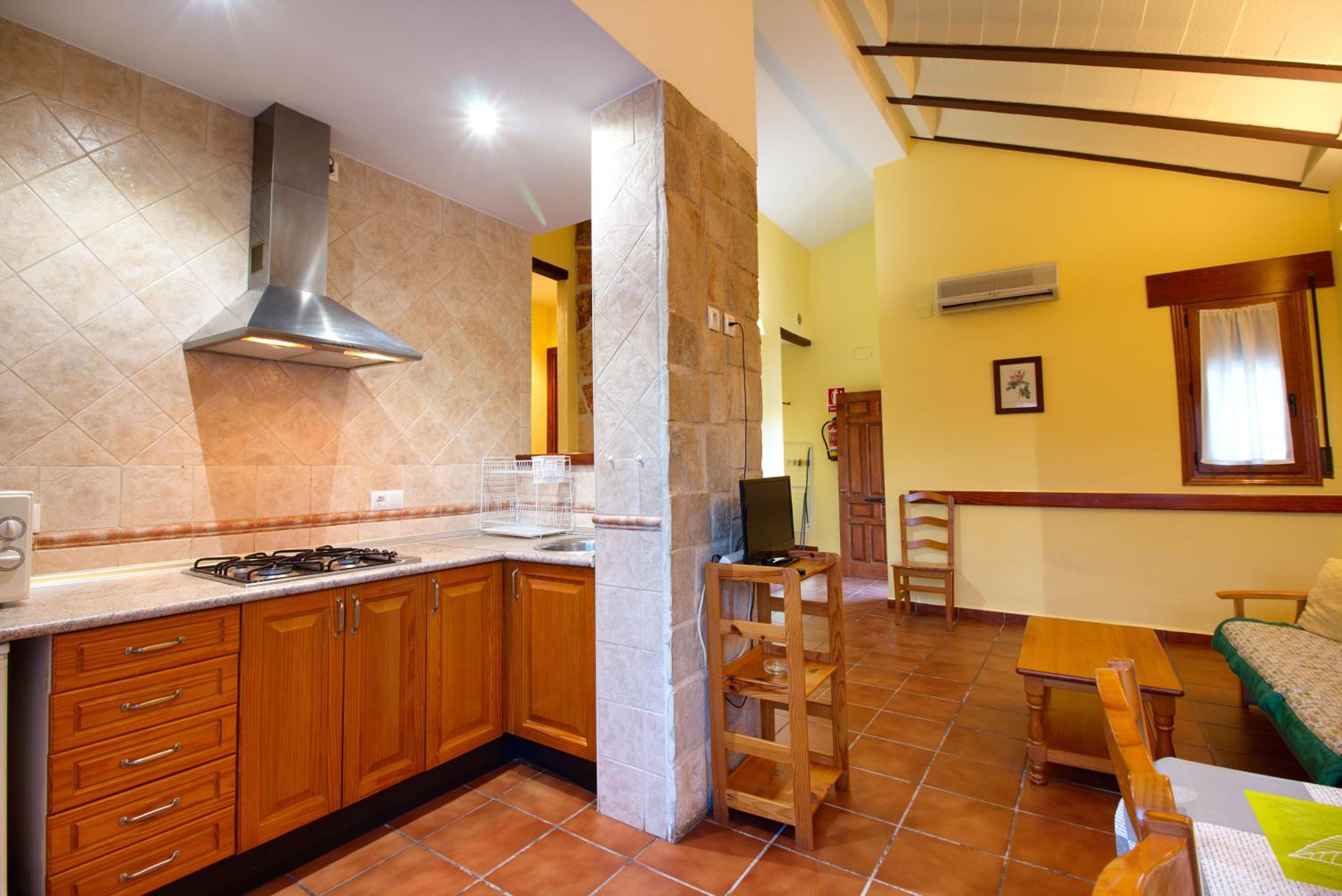 Two-Bedroom Cottage - Photo 21