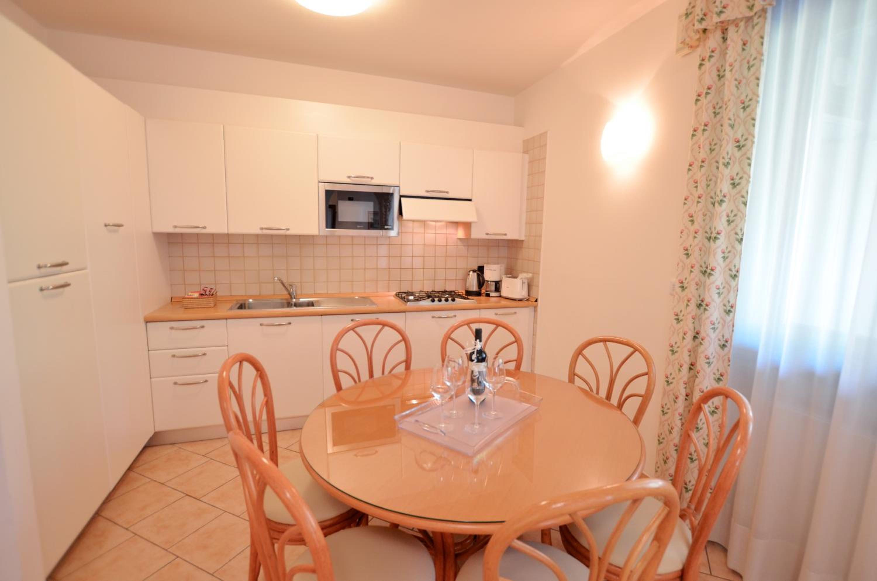 Superior Two-Bedroom Apartment with 2 Bathrooms photo 3