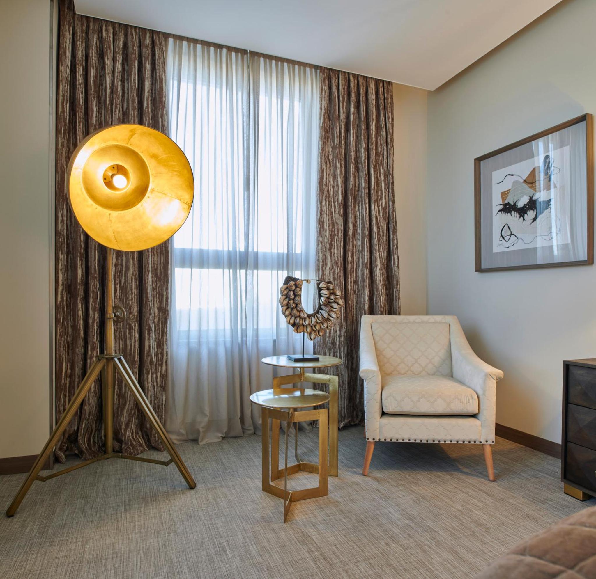 Suite - Photo 2