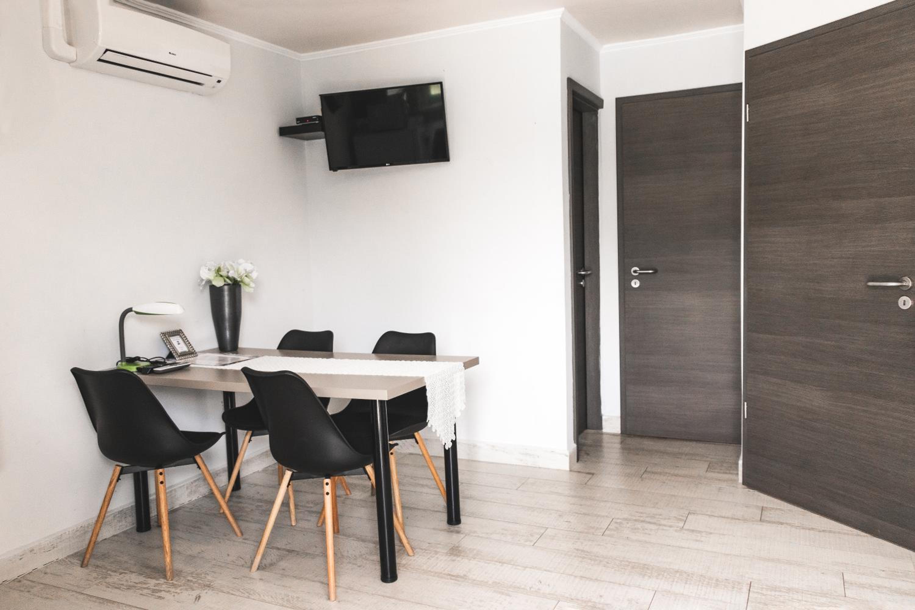 Superior Apartment - Photo 3