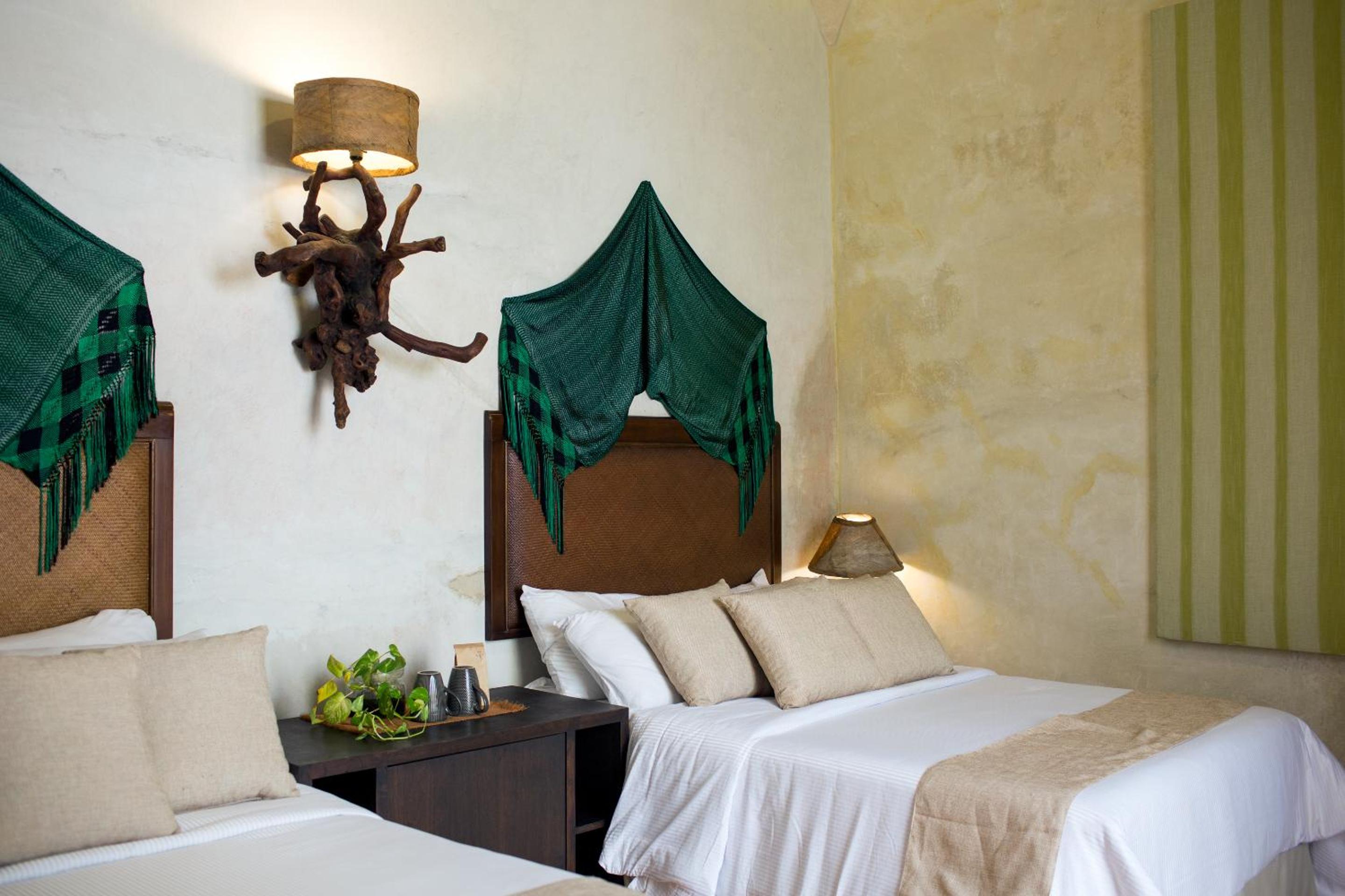 Deluxe Twin Room photo 3