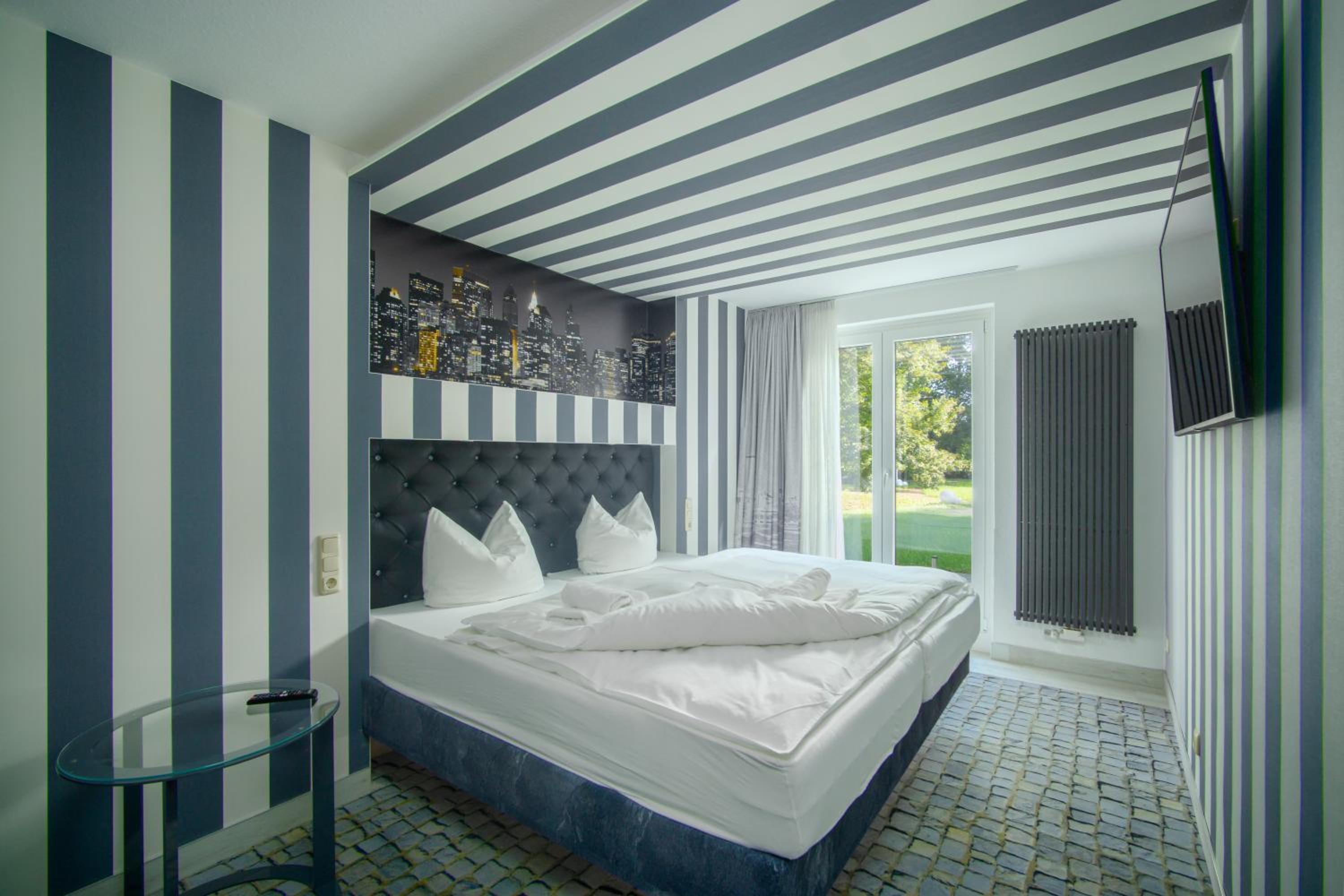 Suite with Terrace - Photo 17