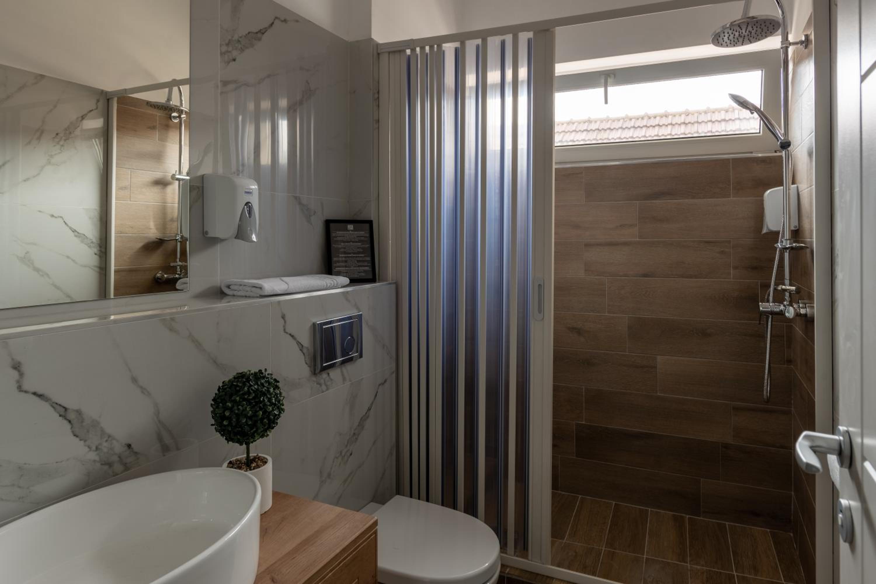 Family Junior Suite - Photo 15