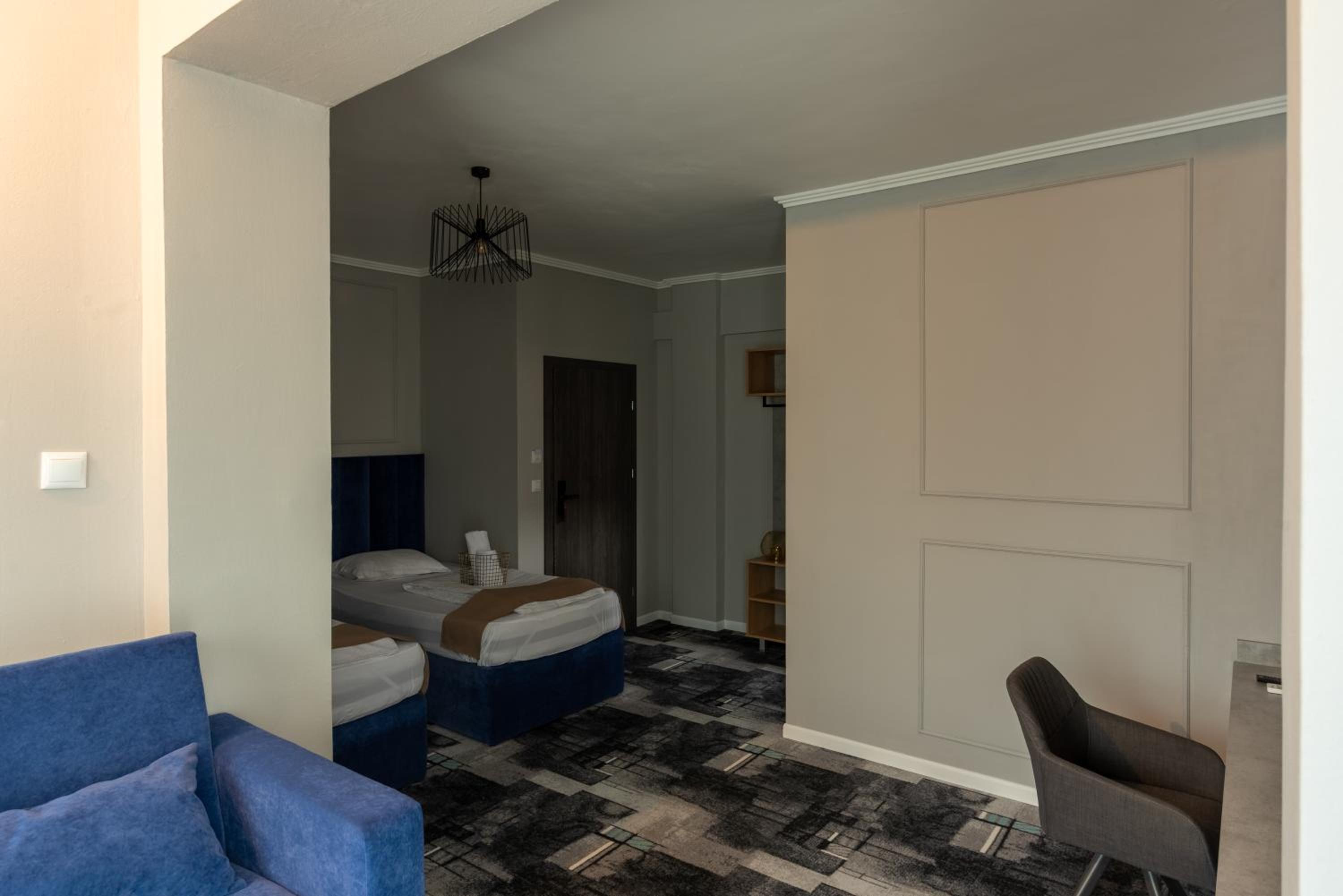 Family Junior Suite - Photo 10