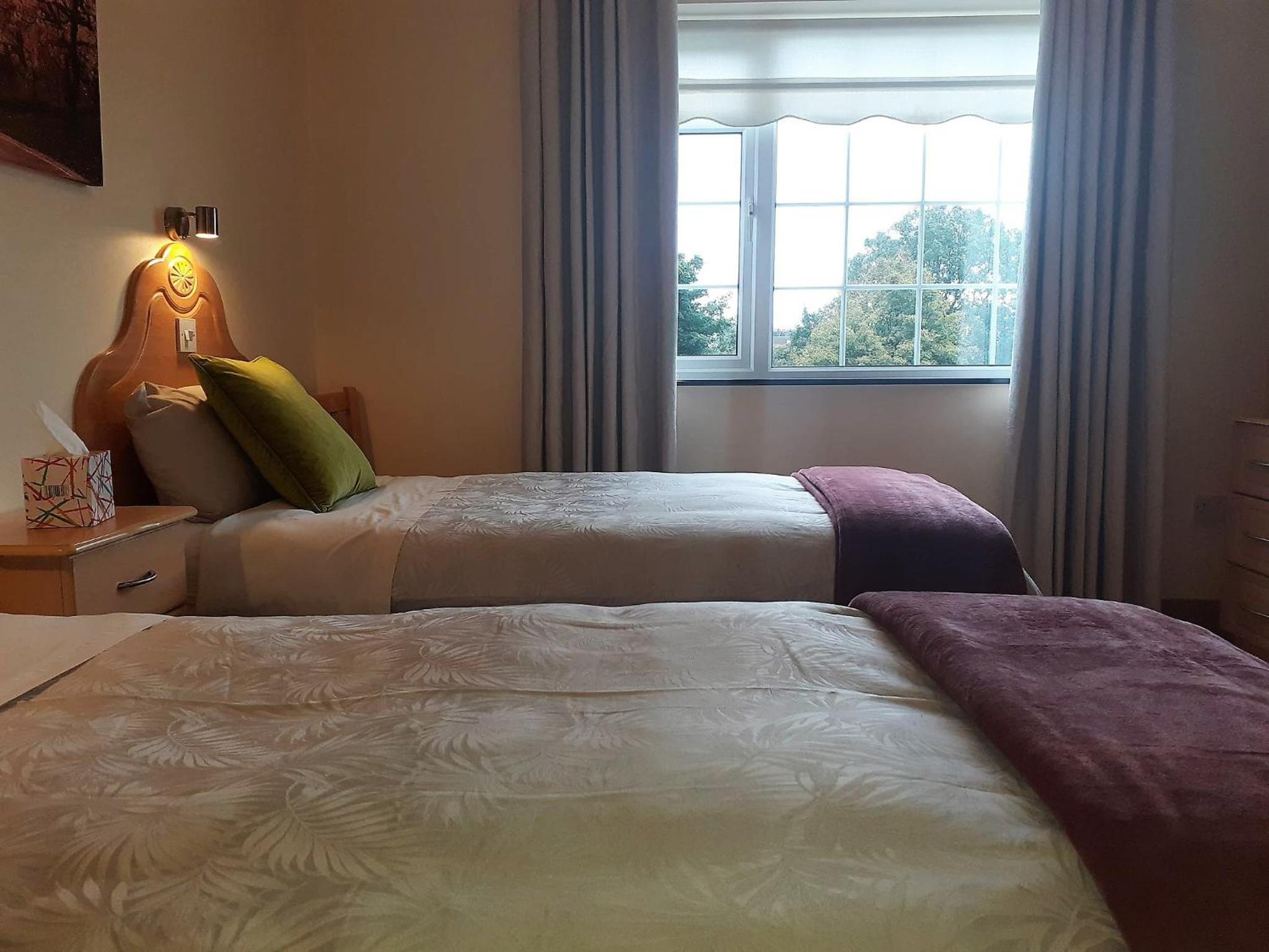 Deluxe Twin Room - Photo 7
